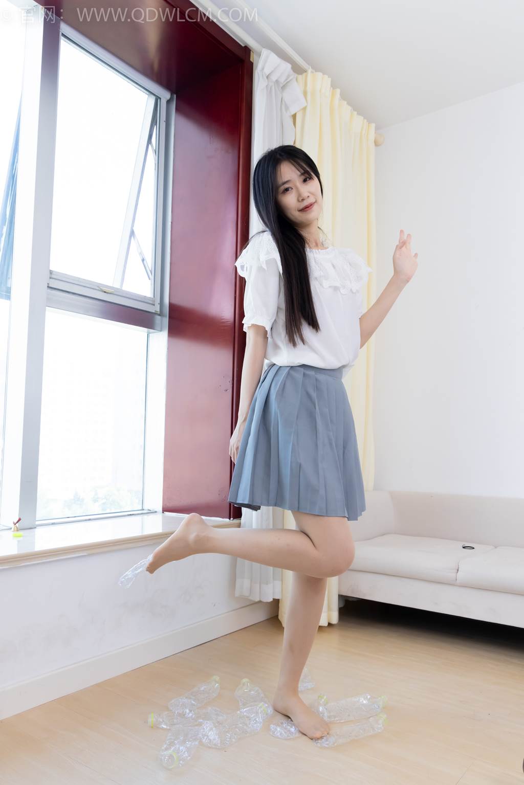 图片[7]-精选勿恋传媒 NO.2436 菜菜-平底鞋、高跟鞋、薄肉丝[135P]-草丛看图