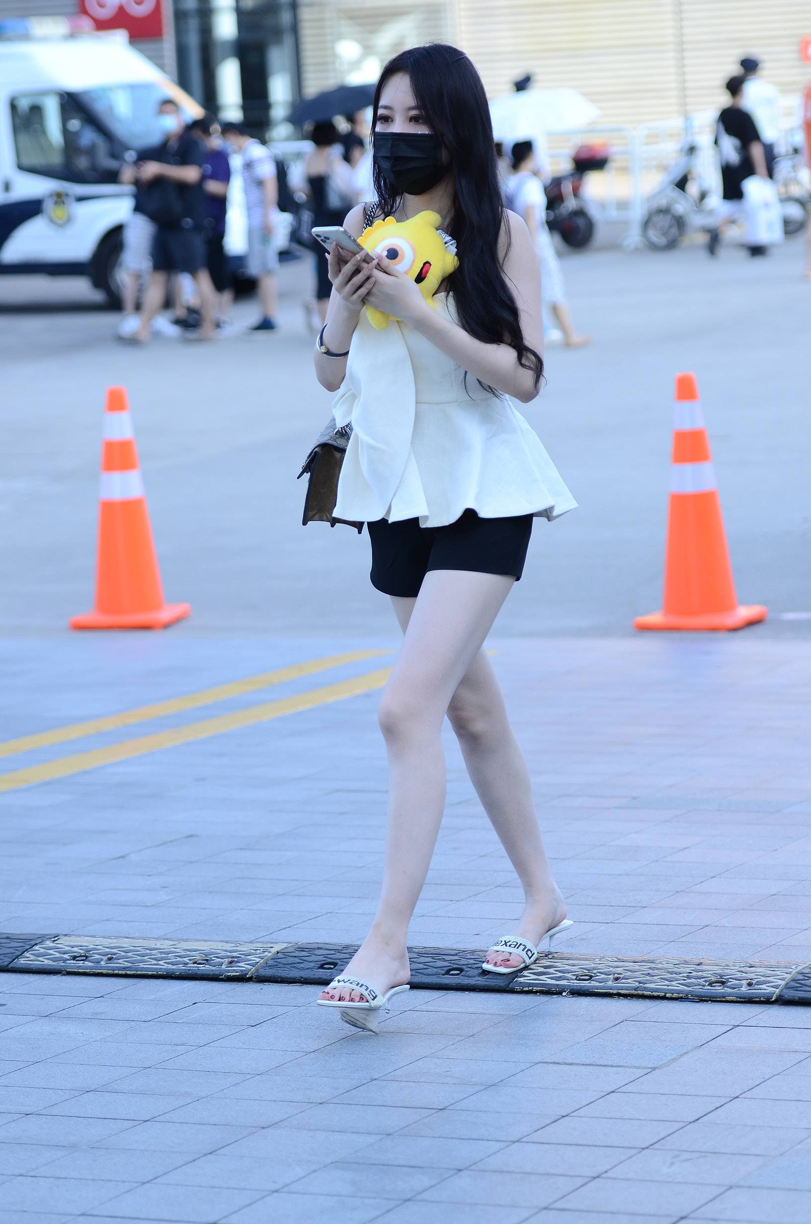 图片[7]-精选精选街拍作品 NO.1957 戴着黑色口罩的漂亮美女[35P]-草丛看图