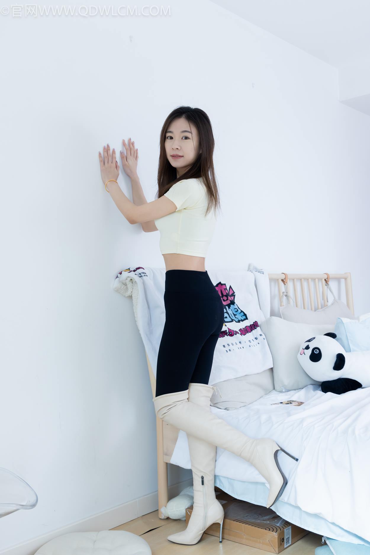 图片[7]-精选勿恋传媒 NO.2339 婷婷-长靴、白棉袜、裸足[139P]-草丛看图