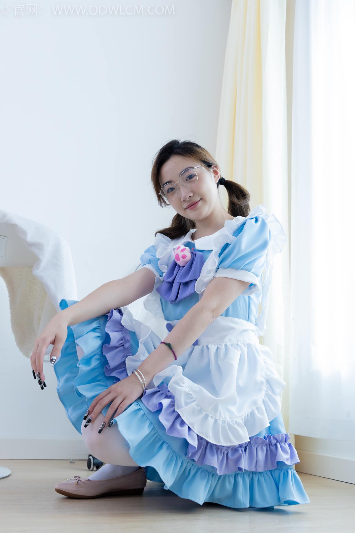 图片[5]-精选勿恋传媒 NO.2359 恬恬-女仆装、平底鞋、厚白丝、老头乐挠脚剧情[125P]-草丛看图