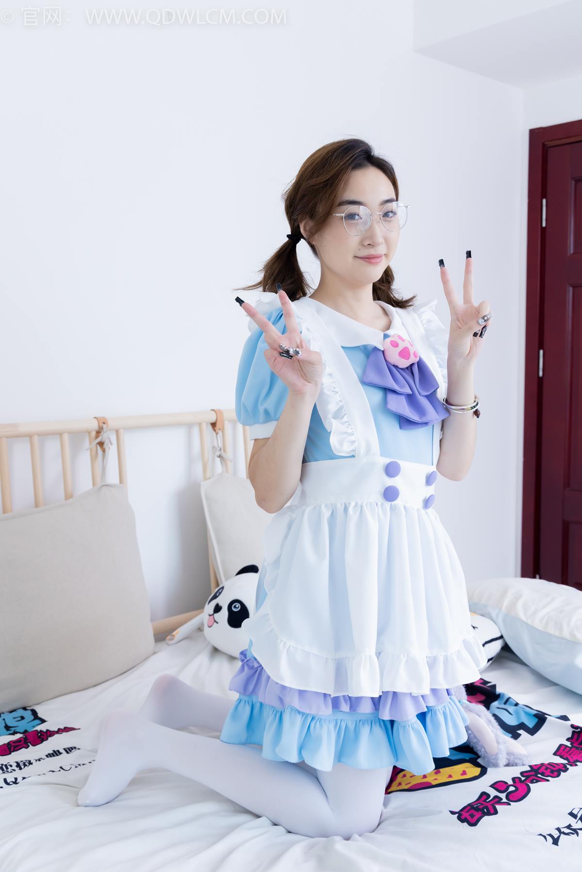 图片[6]-精选勿恋传媒 NO.2359 恬恬-女仆装、平底鞋、厚白丝、老头乐挠脚剧情[125P]-草丛看图