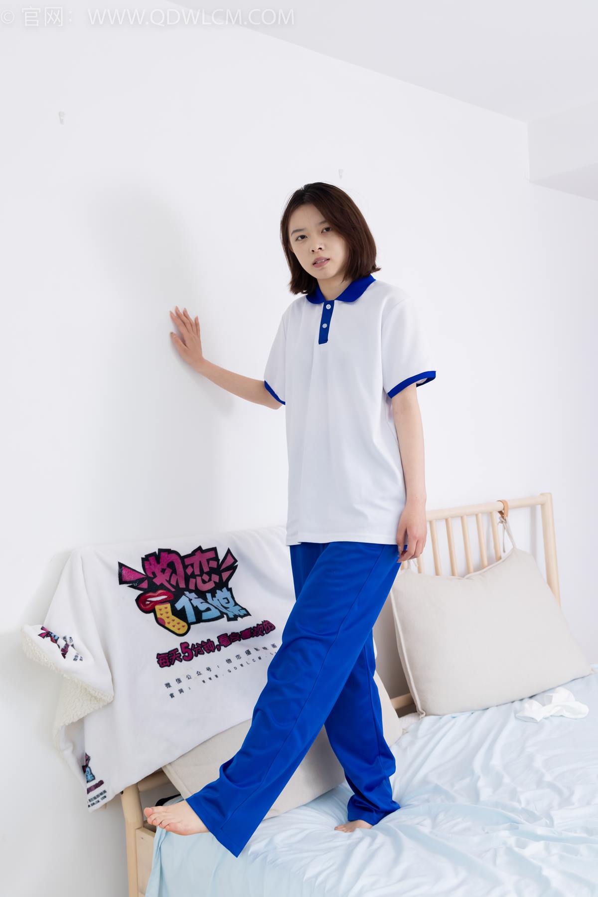 图片[7]-精选勿恋传媒 NO.2364 小悦-校服、板鞋、白棉袜、裸足[126P]-草丛看图