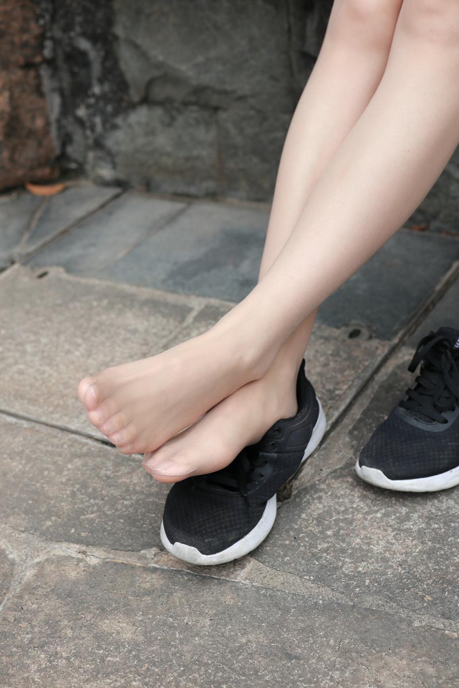 图片[4]-魔镜街拍 NO.166 高跟运动鞋丝袜交互[80P]-草丛看图