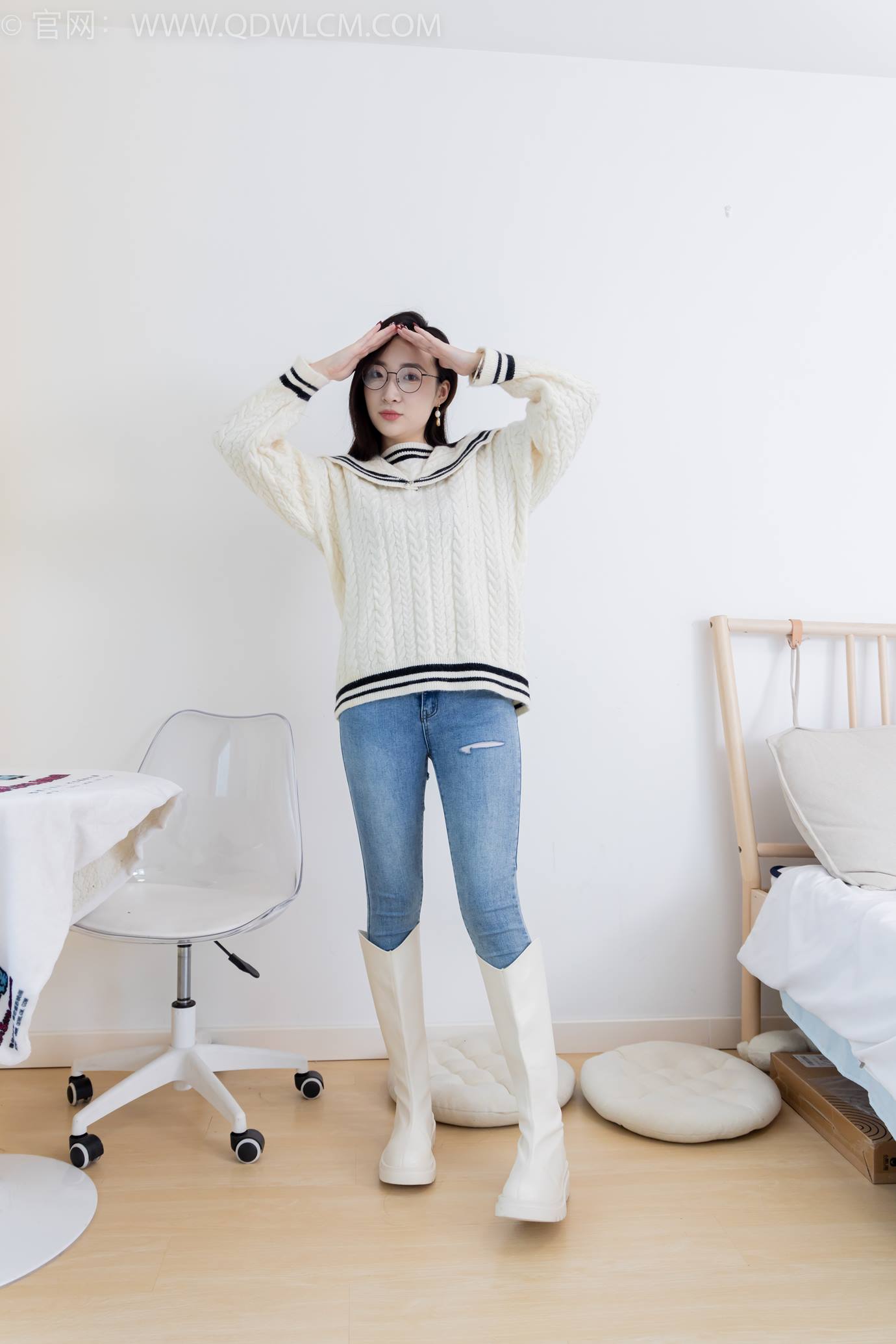 图片[2]-精选勿恋传媒 NO.2302 恬恬-长靴、厚白丝、裤里丝、瑜伽动作老头乐挠脚剧情[115P]-草丛看图