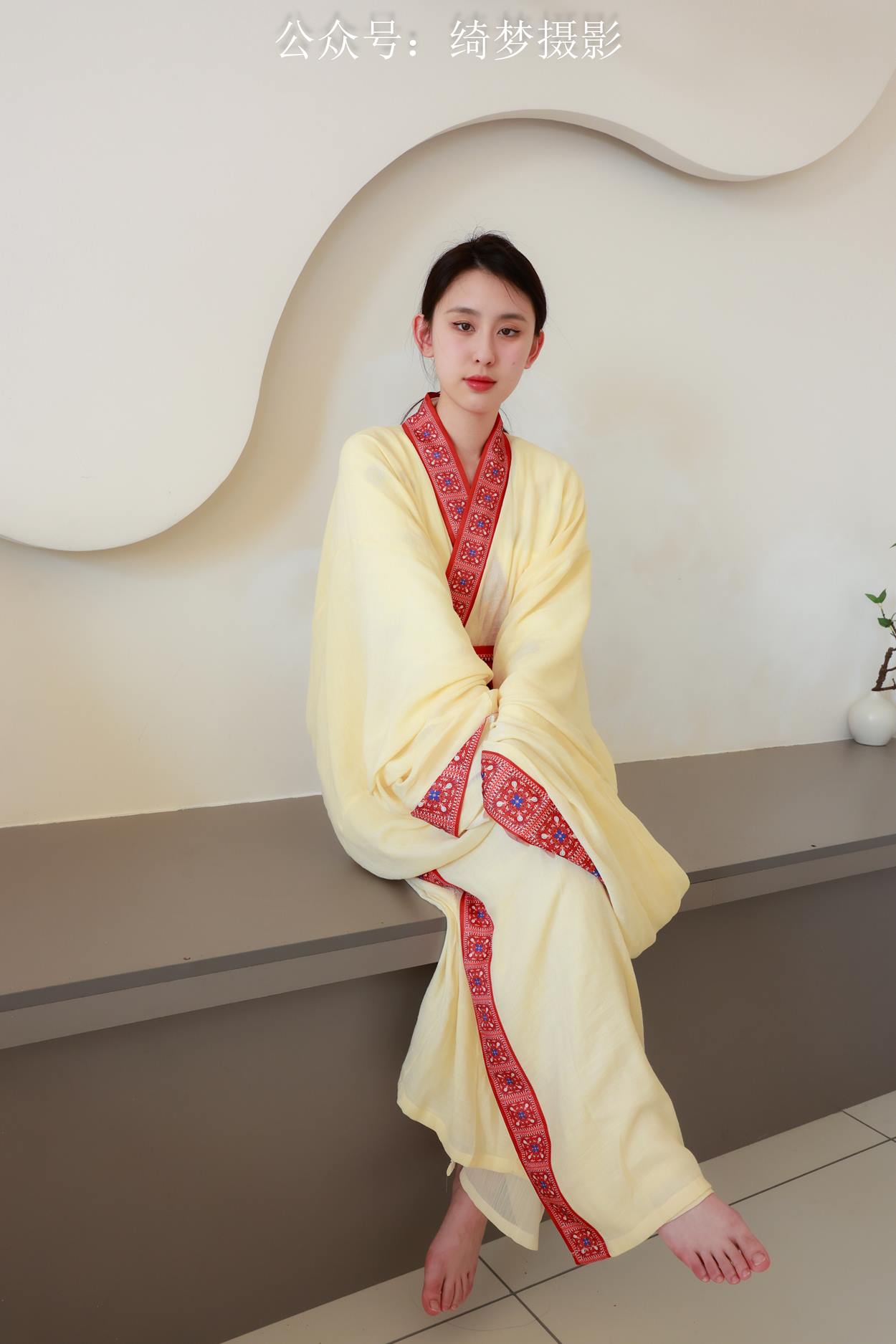 图片[3]-精选绮梦摄影 2024.09.10 NO.021 yaya 珍藏无修无水印版[144P]-草丛看图