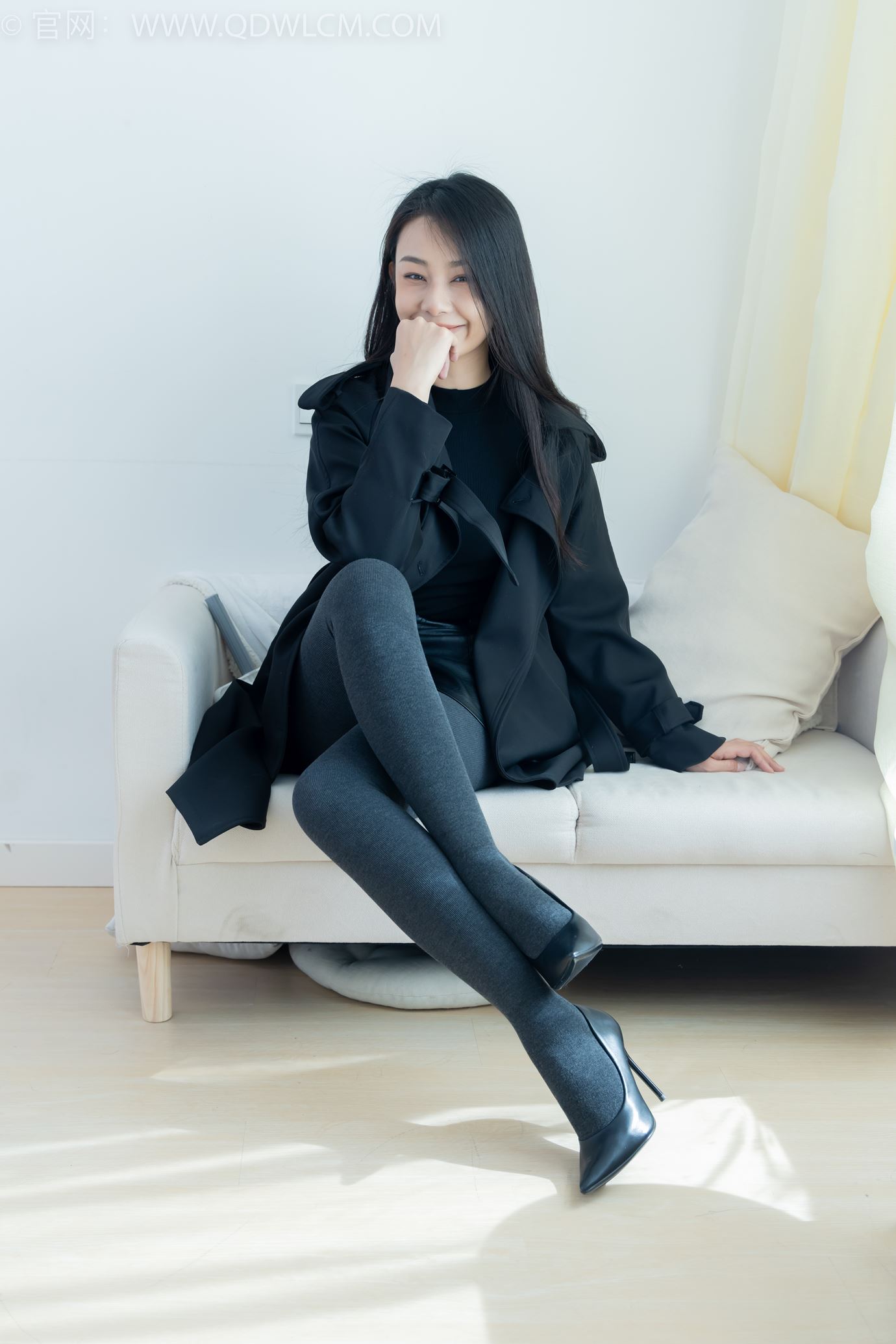 图片[4]-精选勿恋传媒 NO.2313 岚岚-高跟鞋、厚灰丝[140P]-草丛看图