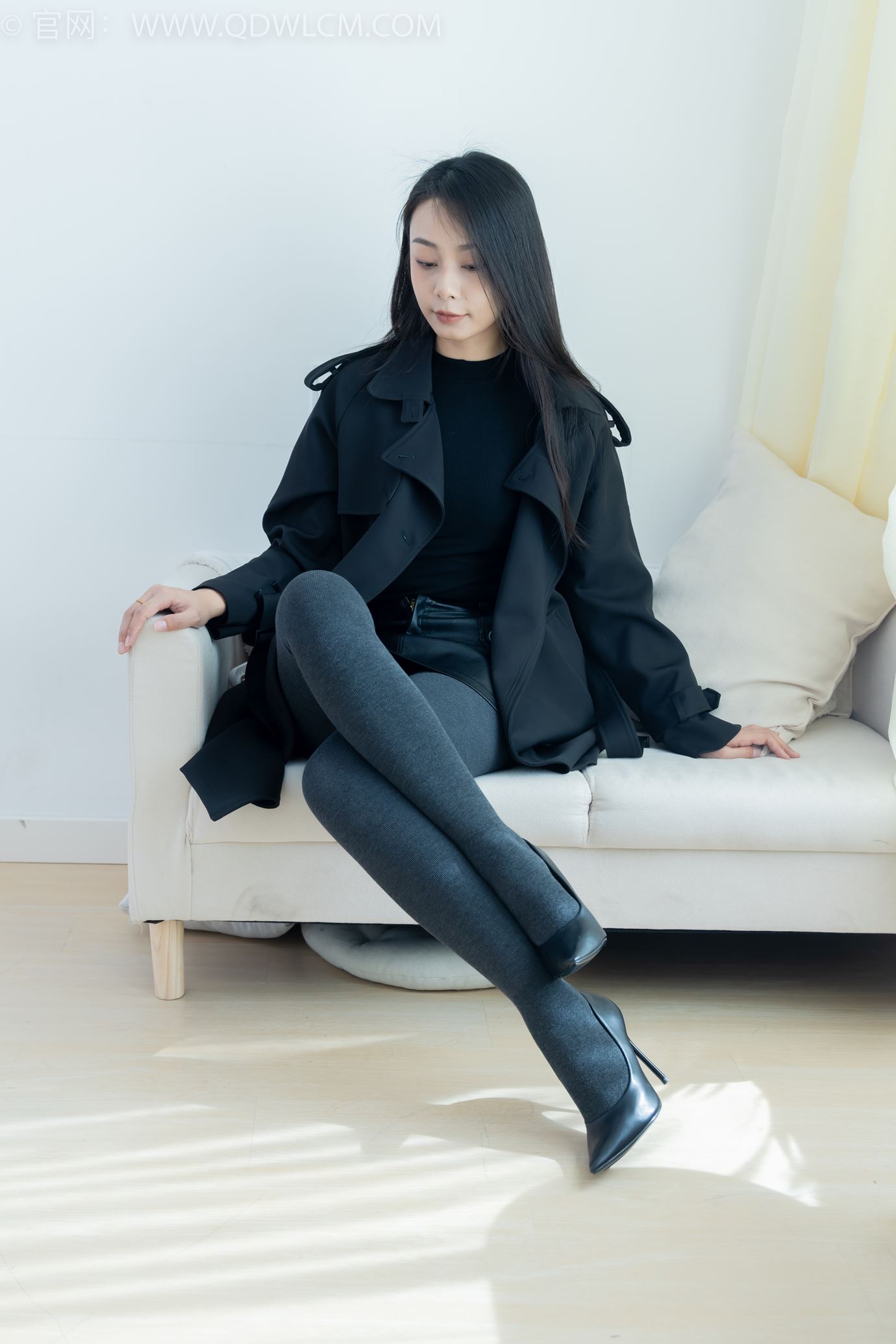 图片[6]-精选勿恋传媒 NO.2313 岚岚-高跟鞋、厚灰丝[140P]-草丛看图