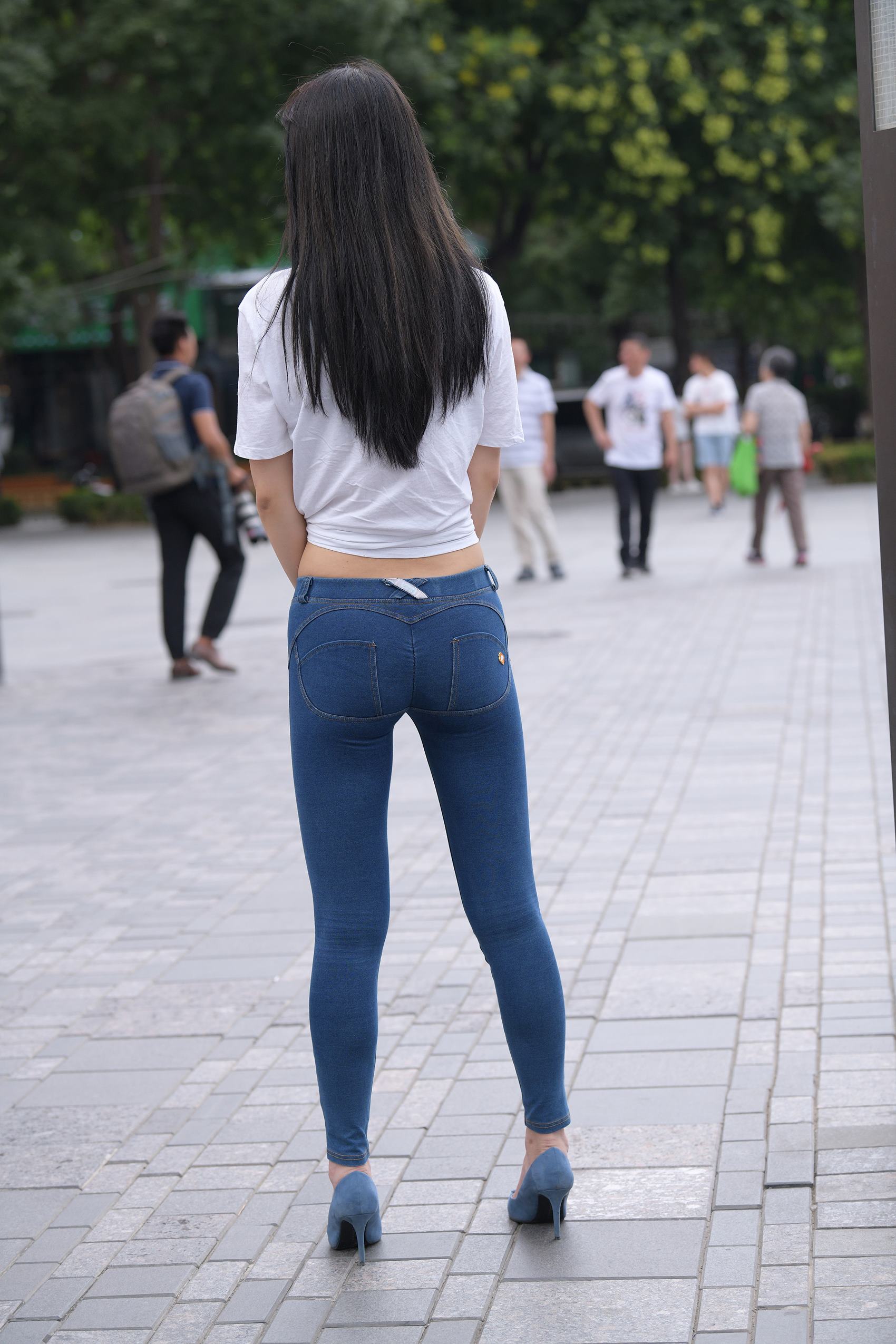 图片[8]-精选精选街拍作品 NO.1756 魂魂街拍作品 – 长发密桃紧牛[84P]-草丛看图