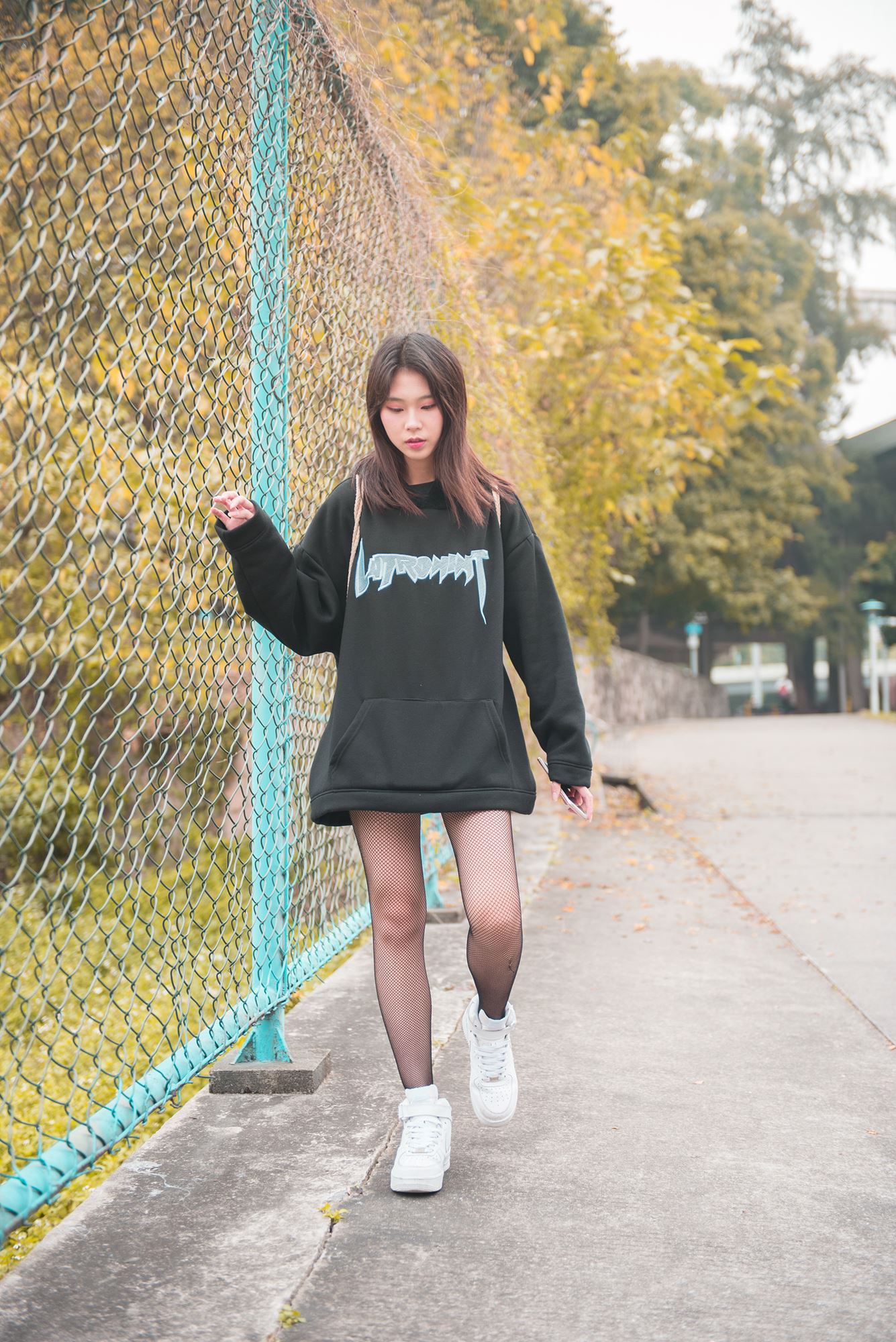 图片[3]-精选精选街拍作品 NO.1685 小透明DK街拍作品 – 好奇心重的往袜少女[88P]-草丛看图