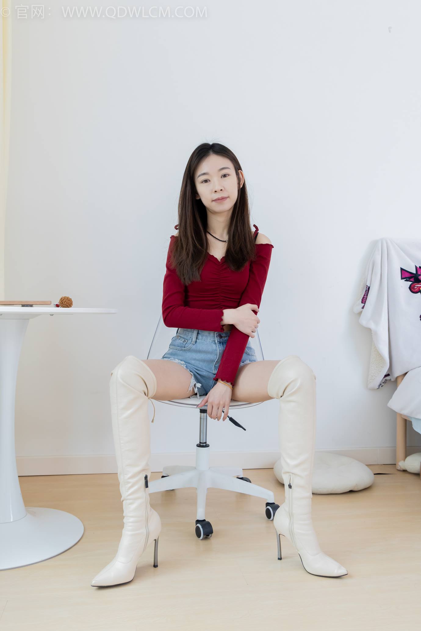 图片[7]-精选勿恋传媒 NO.2296 婷婷-高跟长靴、白棉袜、裸足[126P]-草丛看图