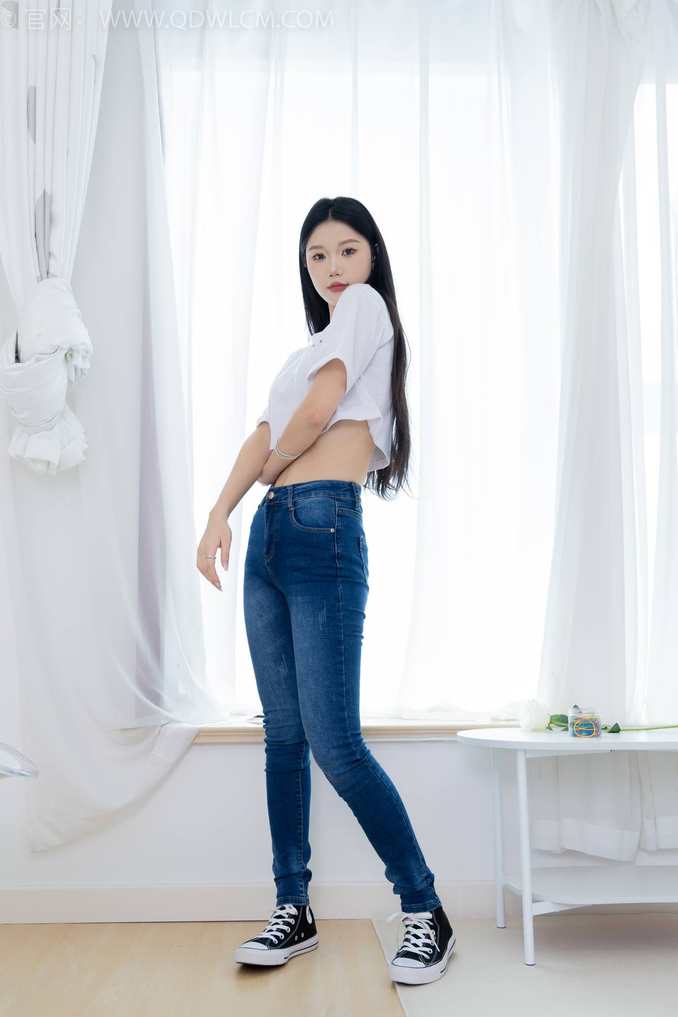 图片[6]-勿恋传媒 NO.2293 小竹-匡威帆布鞋、粉色船袜、肚子疼揉肚子剧情[160P]-草丛看图