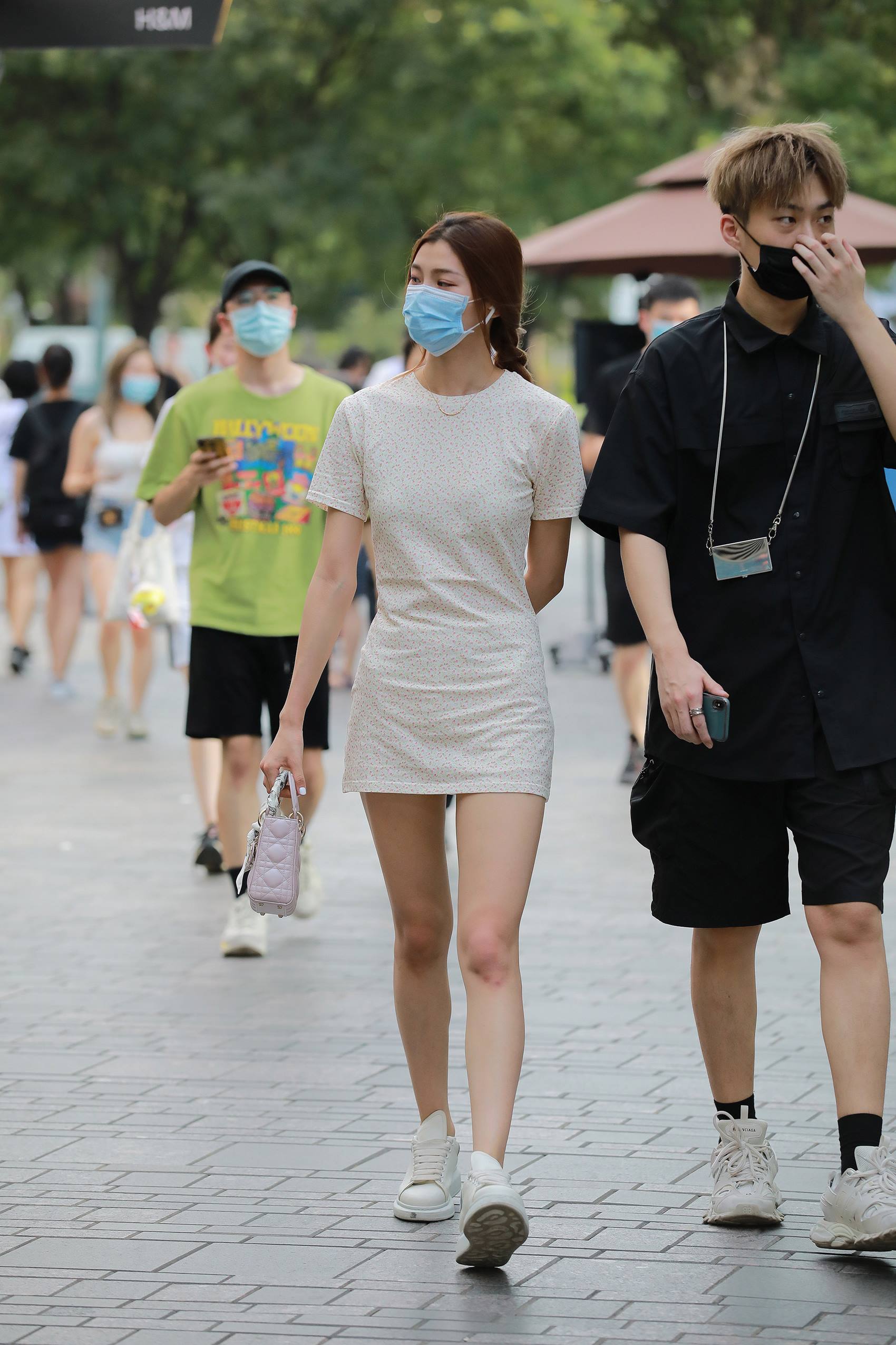 图片[4]-精选精选街拍作品 NO.1848 街拍逛街的美女[72P]-草丛看图