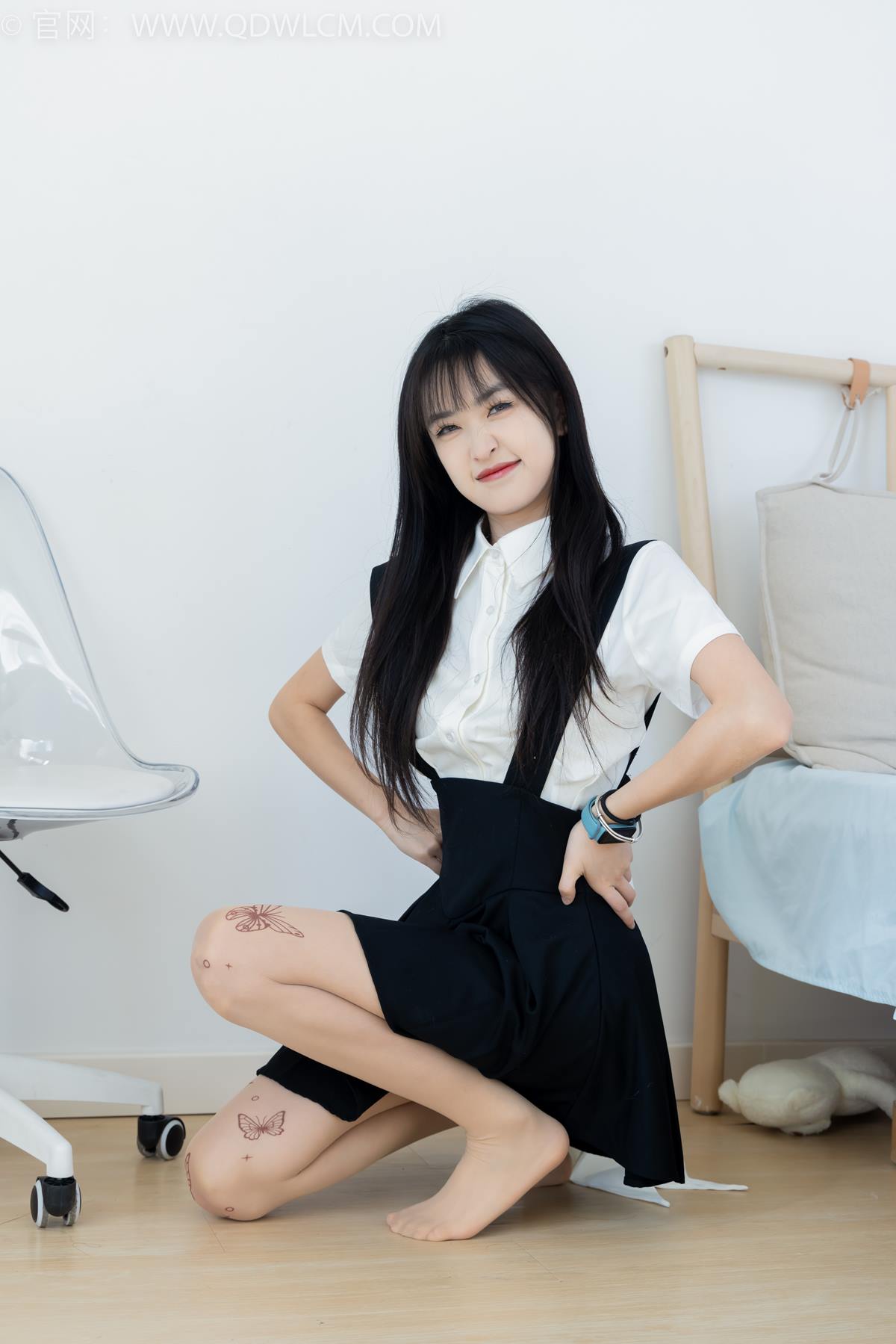 图片[7]-精选勿恋传媒 NO.2369 嘉木-长靴、长筒小腿白棉袜、蝴蝶薄肉丝[156P]-草丛看图