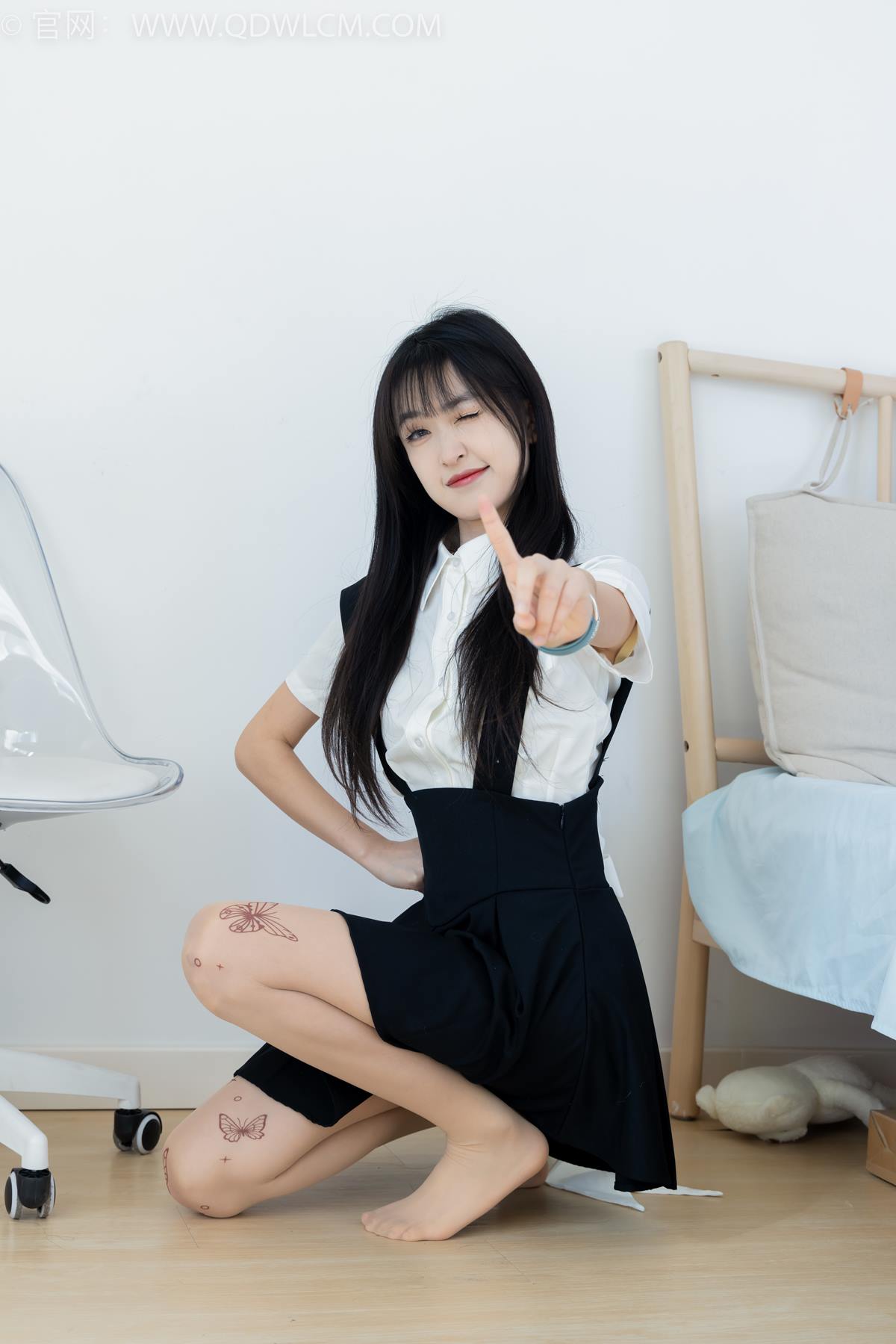 图片[8]-精选勿恋传媒 NO.2369 嘉木-长靴、长筒小腿白棉袜、蝴蝶薄肉丝[156P]-草丛看图