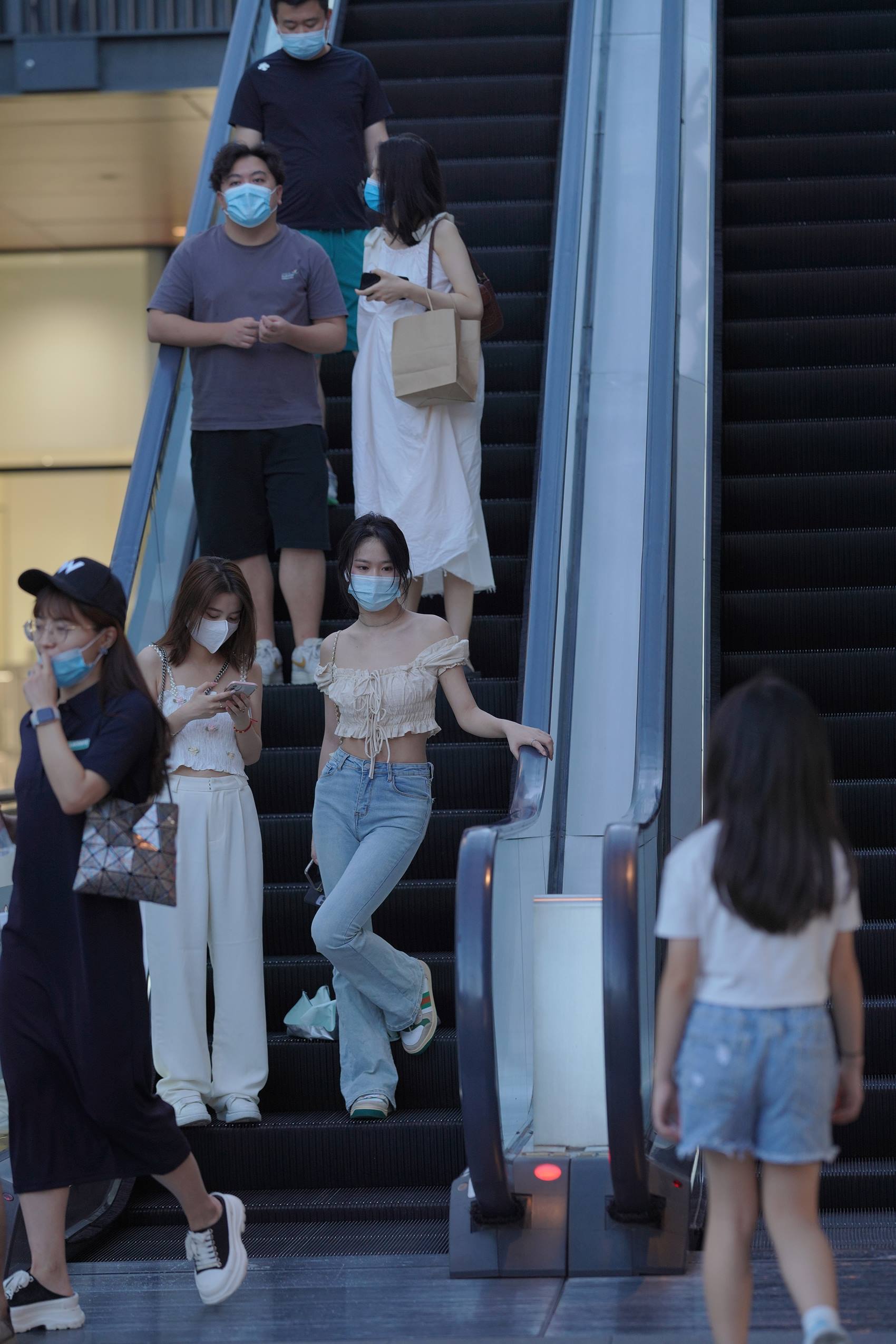 图片[3]-精选精选街拍作品 NO.1849 紧牛长腿[84P]-草丛看图