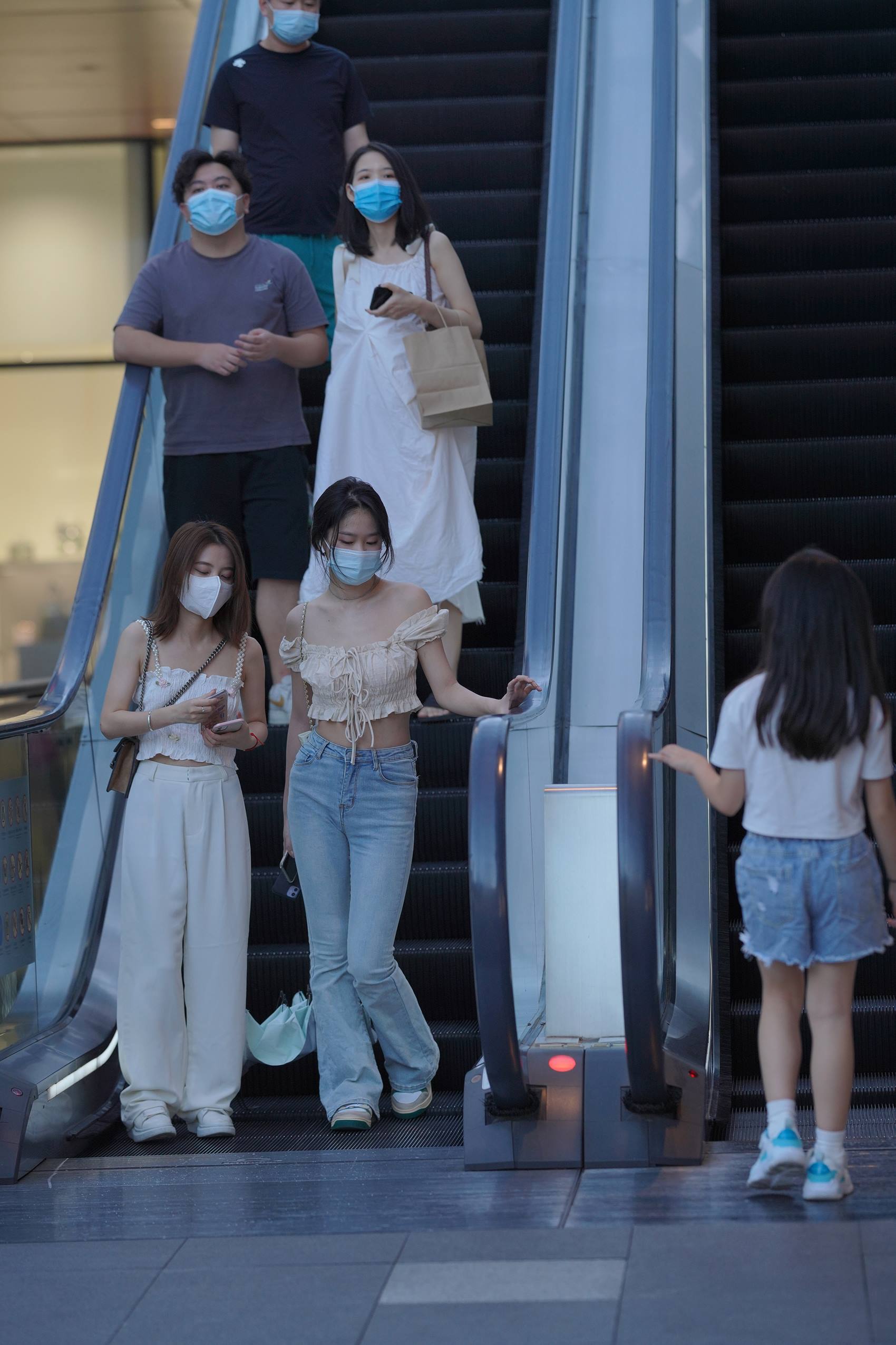 图片[5]-精选精选街拍作品 NO.1849 紧牛长腿[84P]-草丛看图