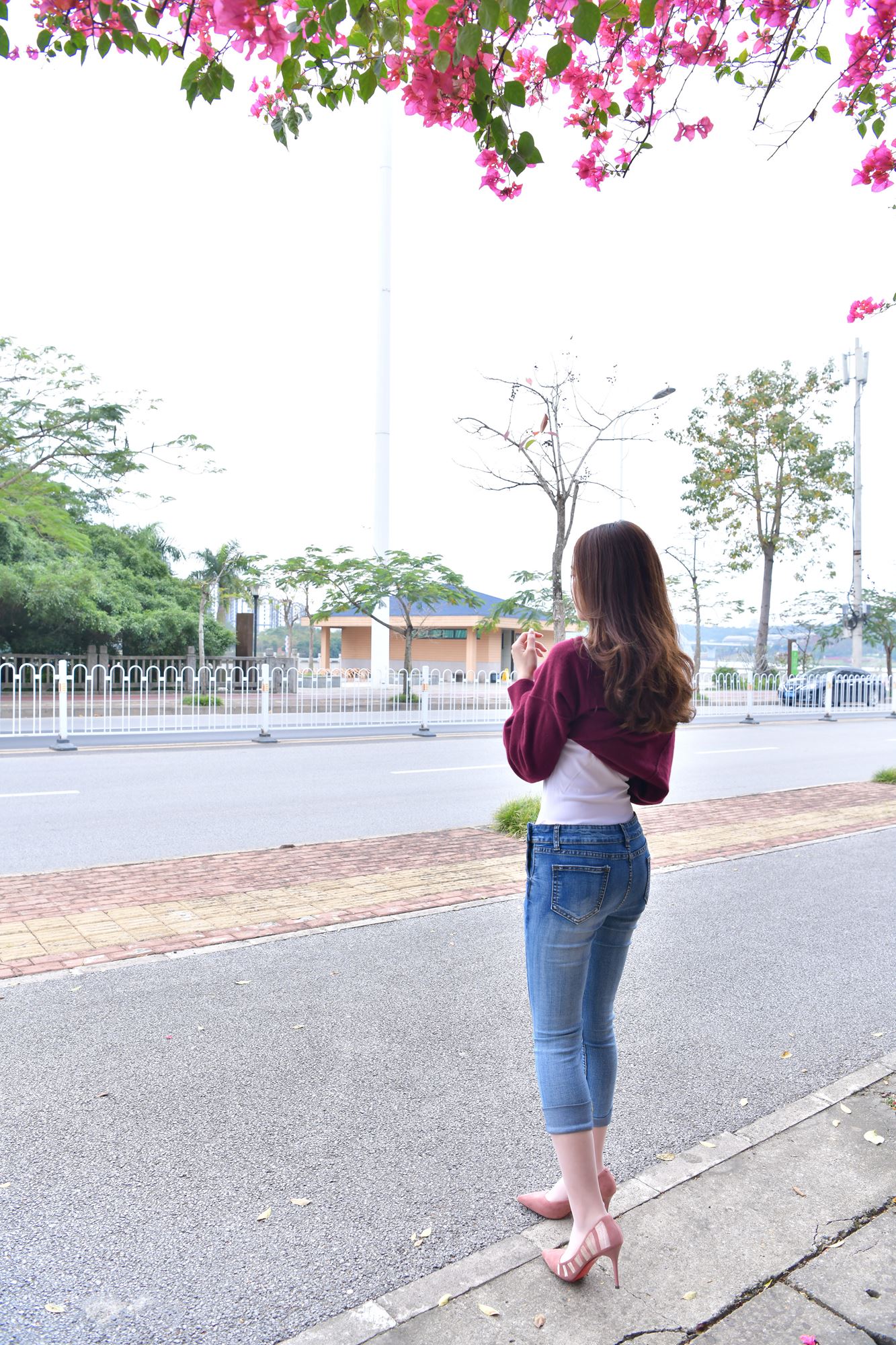 图片[7]-精选精选街拍作品 1618 小海街拍作品 – 穿了，偷偷给你看一眼，看到了吗[88P]-草丛看图