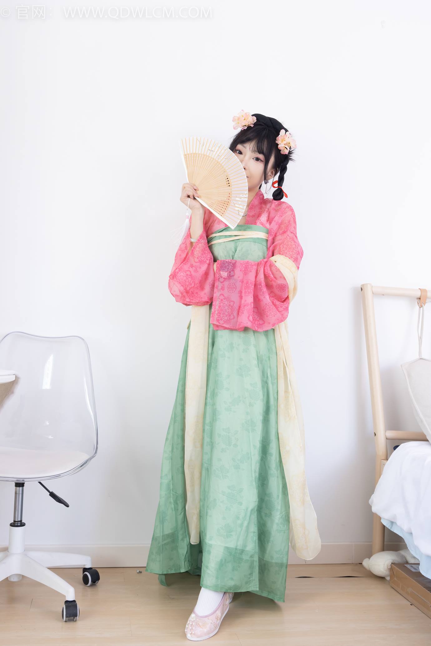 图片[2]-精选勿恋传媒 NO.2297 嘟嘟-布鞋、白棉袜、古装、半脱袜子剧情[138P]-草丛看图