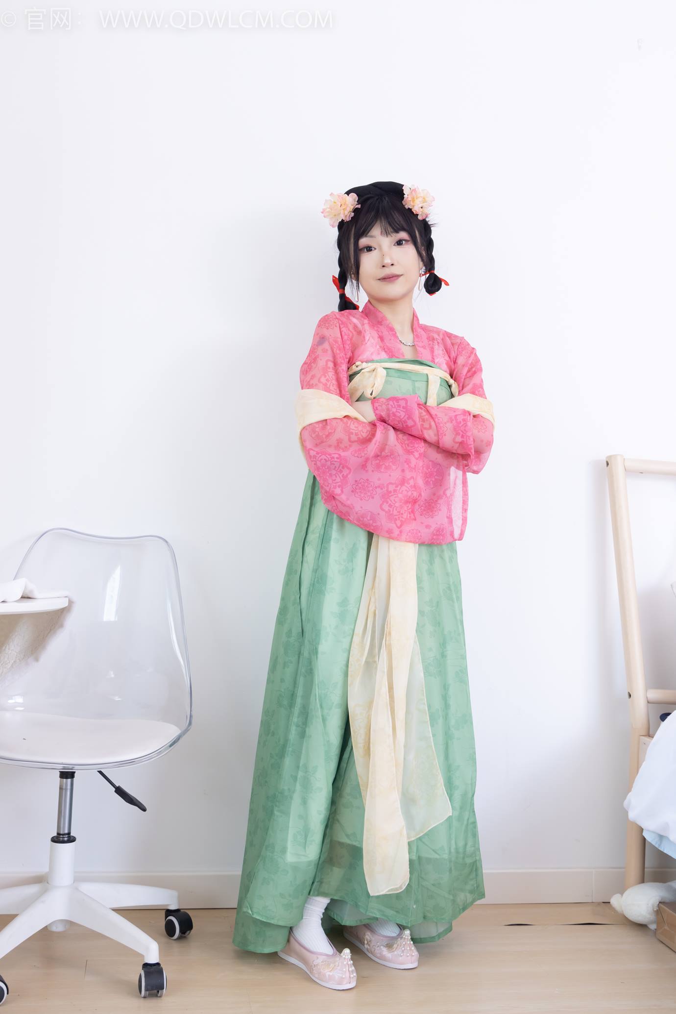 图片[4]-精选勿恋传媒 NO.2297 嘟嘟-布鞋、白棉袜、古装、半脱袜子剧情[138P]-草丛看图