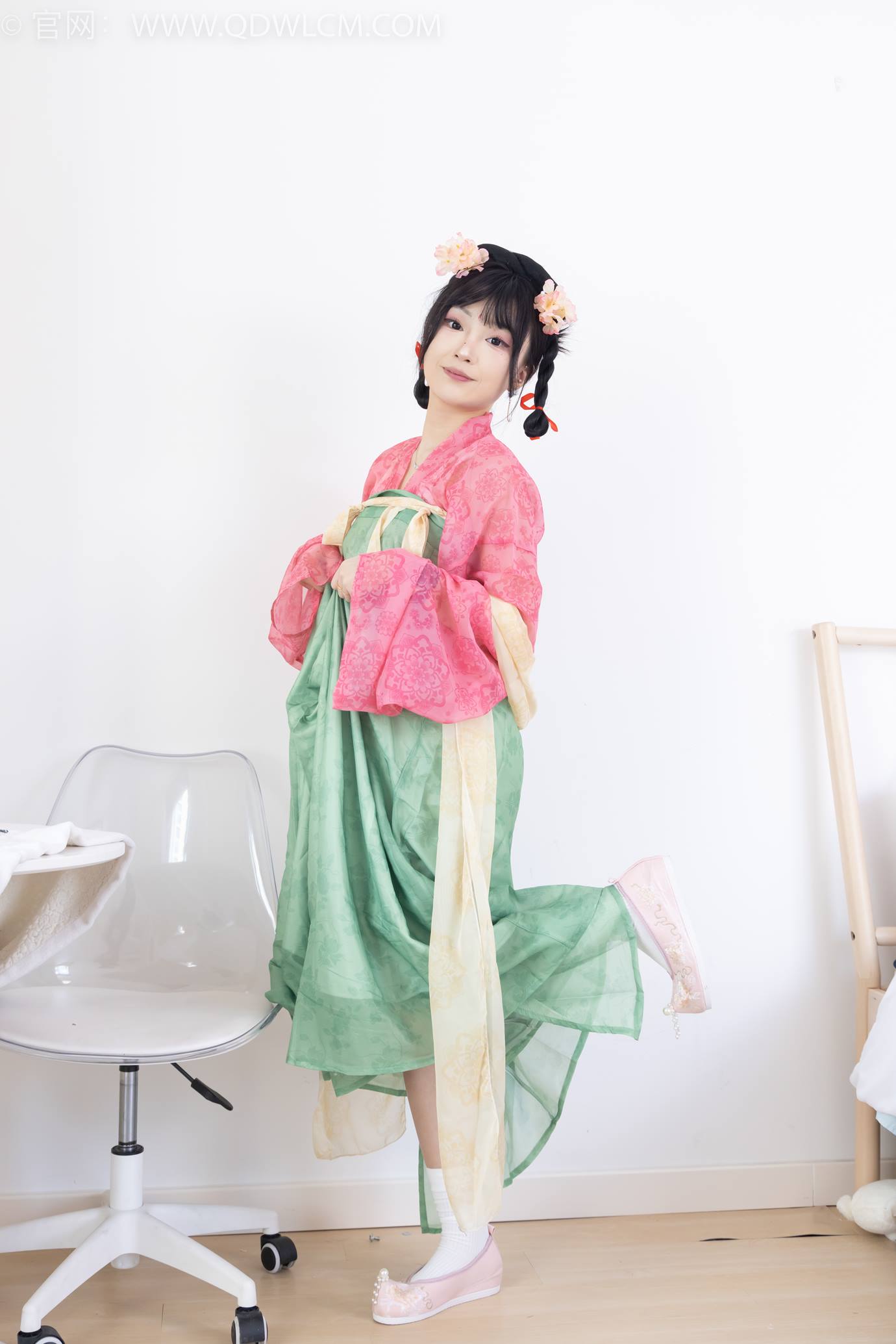 图片[7]-精选勿恋传媒 NO.2297 嘟嘟-布鞋、白棉袜、古装、半脱袜子剧情[138P]-草丛看图