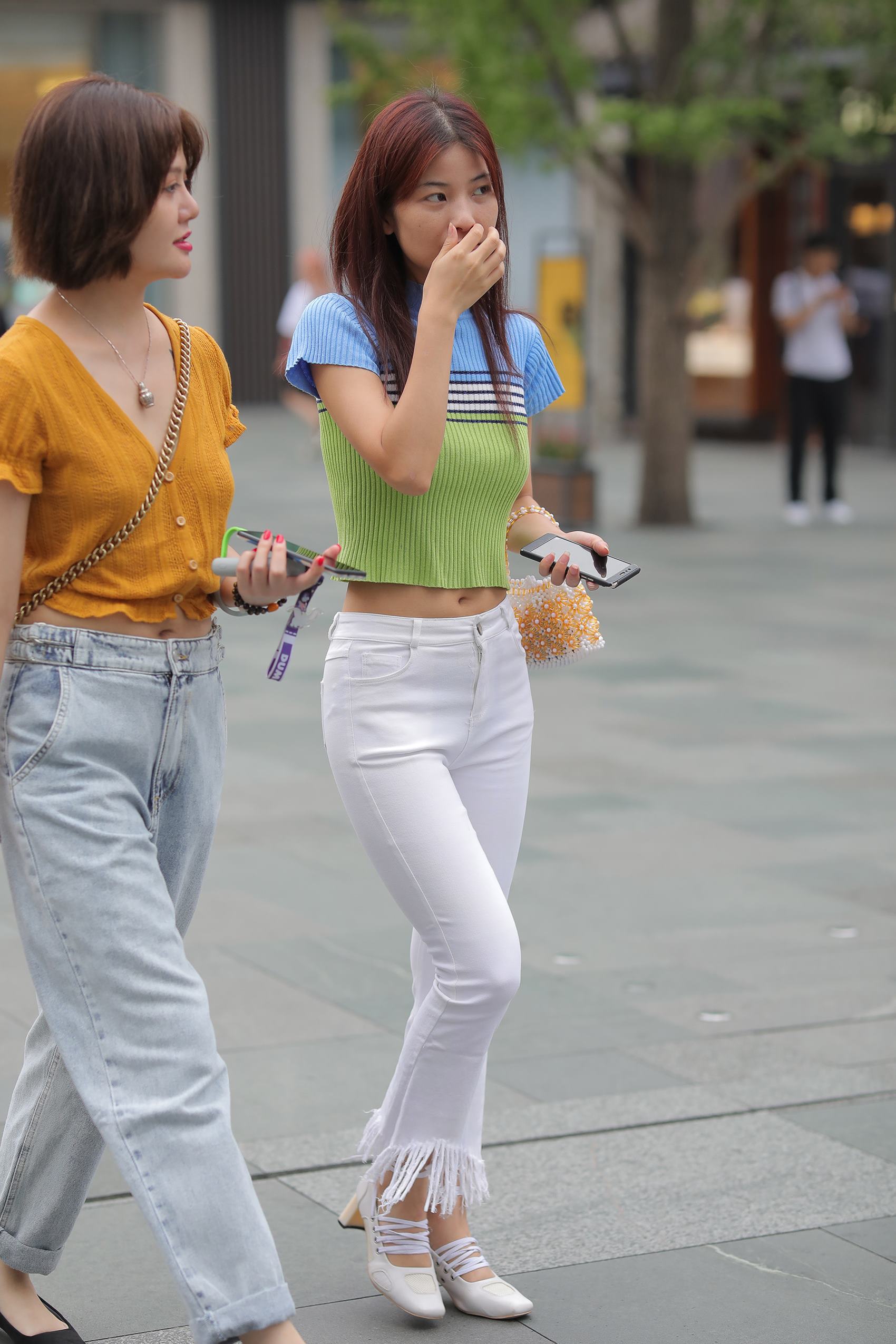 图片[1]-精选精选街拍作品 NO.1752 凯恩街拍作品 – 白裤[32P]-草丛看图