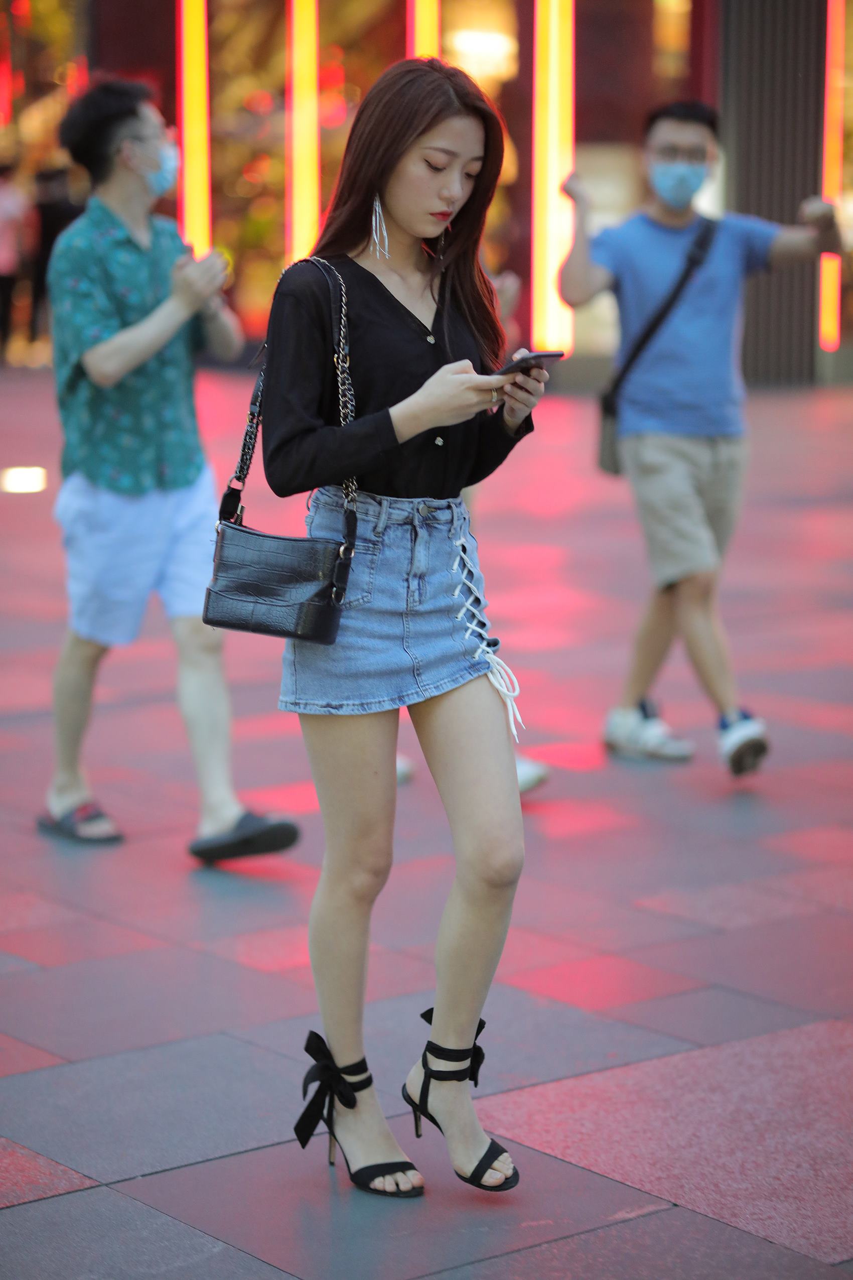 图片[5]-精选精选街拍作品 NO.1784 凯恩街拍作品 – 短裙小美女[31P]-草丛看图