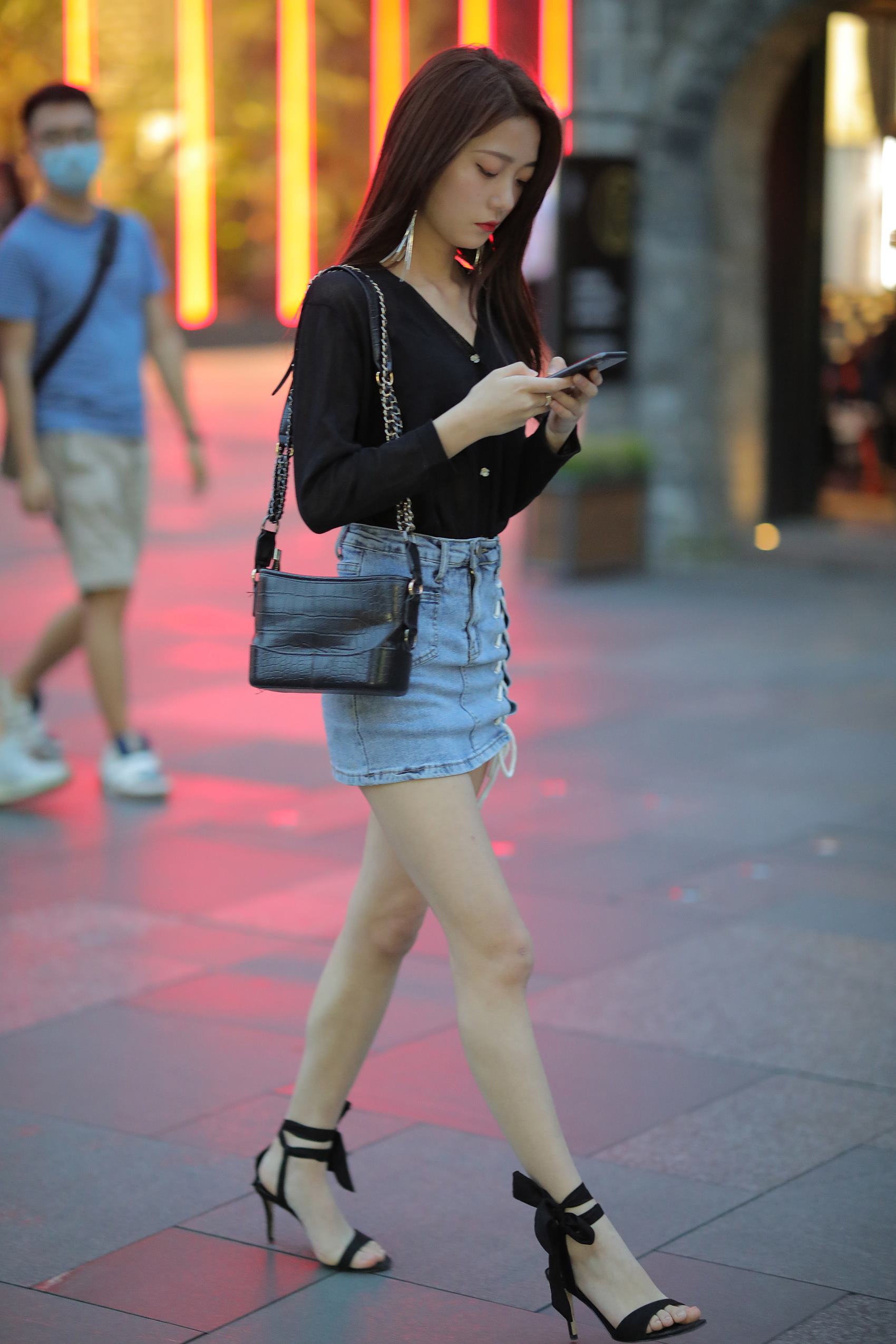 图片[8]-精选精选街拍作品 NO.1784 凯恩街拍作品 – 短裙小美女[31P]-草丛看图