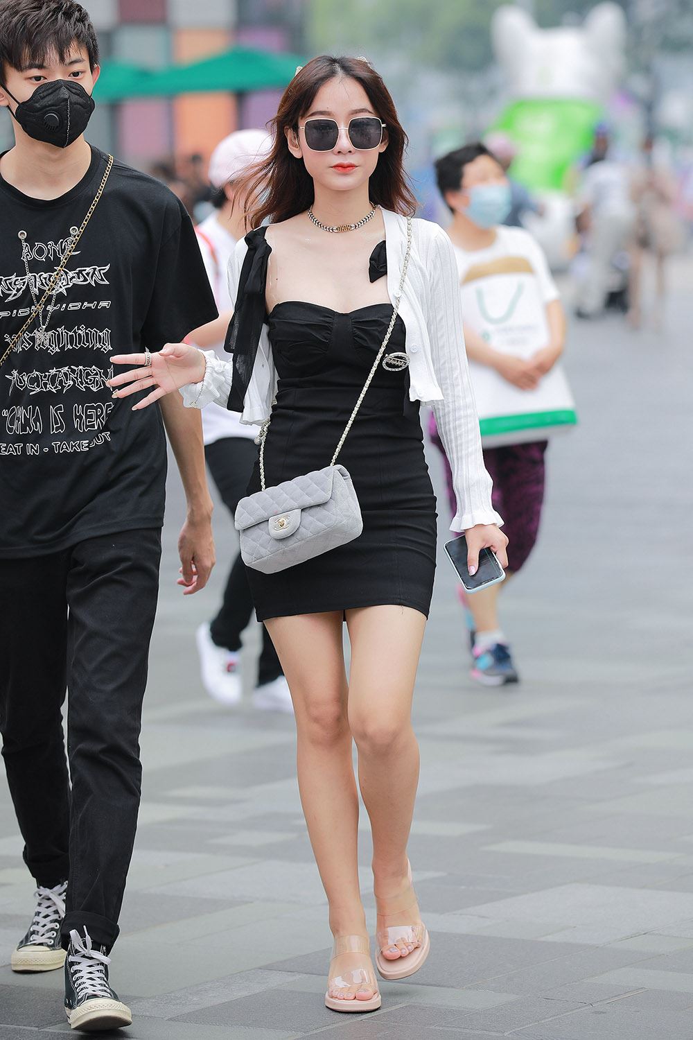 图片[8]-精选精选街拍作品 NO.1688 四九城嘎子街拍作品 – 美腿女友[88P]-草丛看图