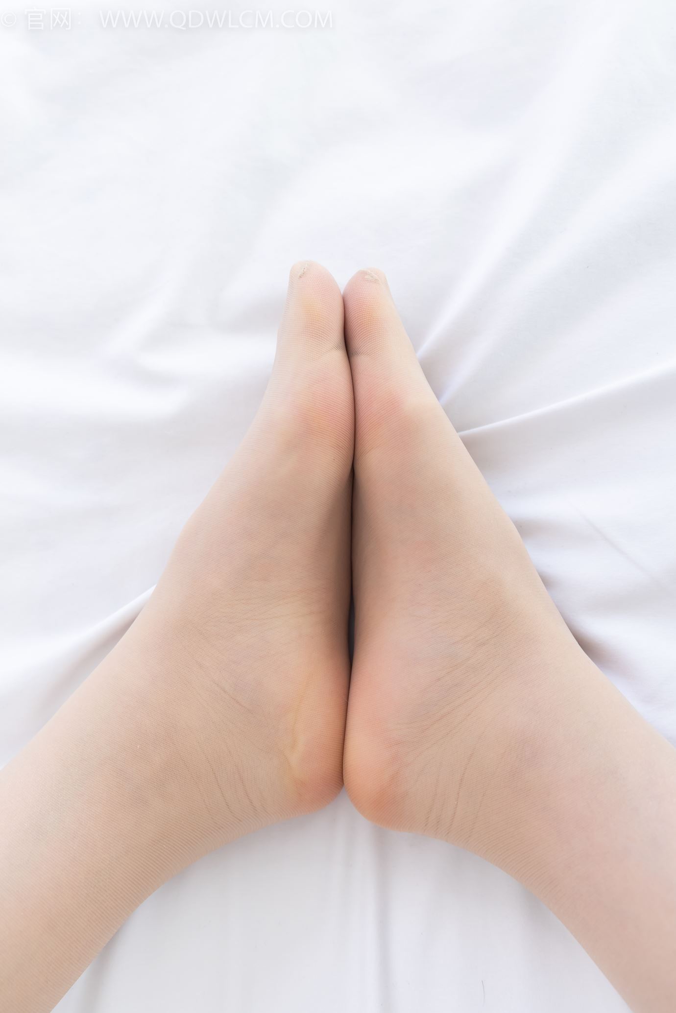 图片[7]-精选勿恋传媒 NO.2316 小影-三双高跟鞋、薄肉丝、裸足[138P]-草丛看图