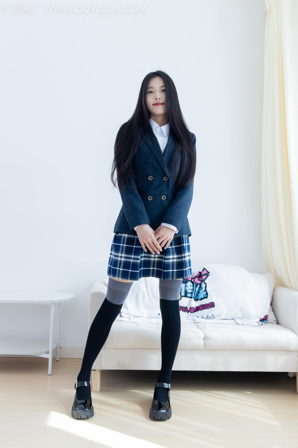 图片[2]-精选勿恋传媒 NO.2371 茯苓-JK至服、皮鞋、拼接过膝袜[96P]-草丛看图