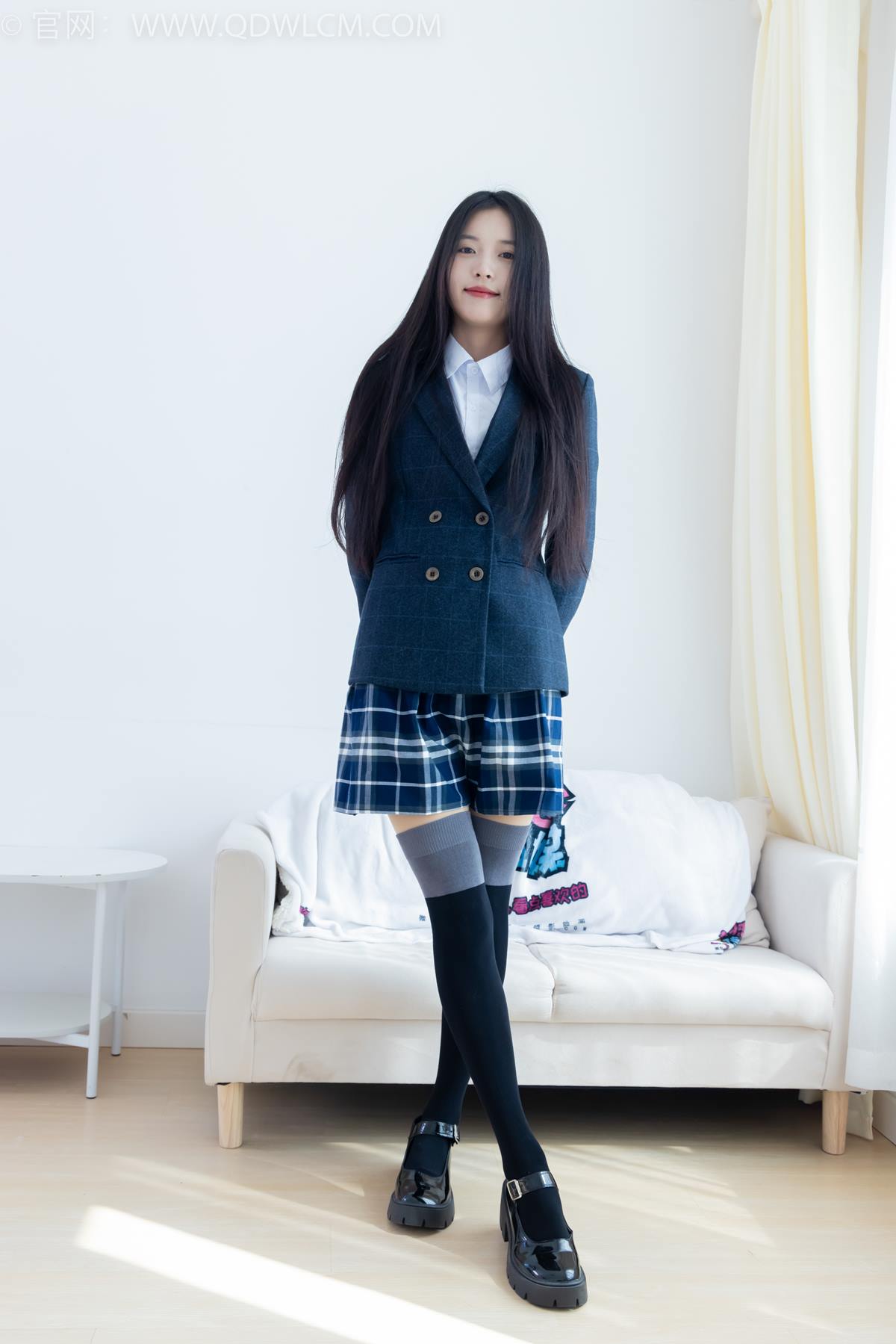 图片[4]-精选勿恋传媒 NO.2371 茯苓-JK至服、皮鞋、拼接过膝袜[96P]-草丛看图