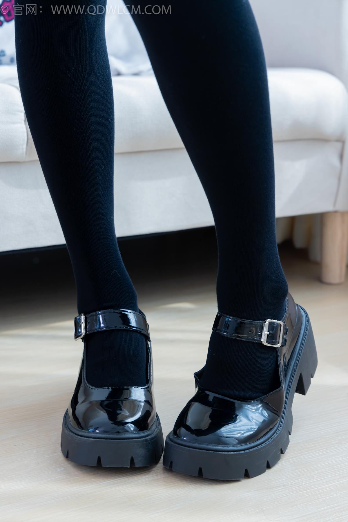 图片[7]-精选勿恋传媒 NO.2371 茯苓-JK至服、皮鞋、拼接过膝袜[96P]-草丛看图