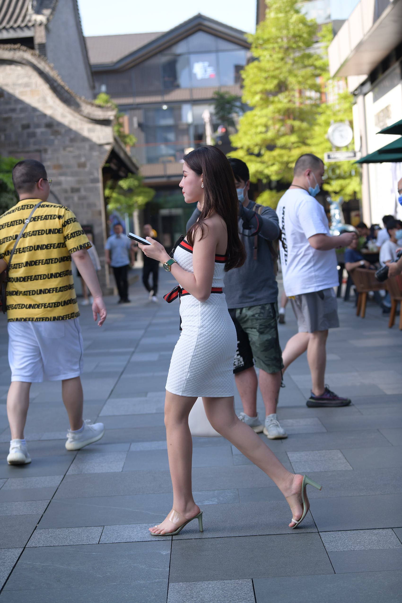 图片[3]-精选街拍作品 NO.1781 视觉冲击街拍作品 – 裹胸的天然美女[52P]-草丛看图