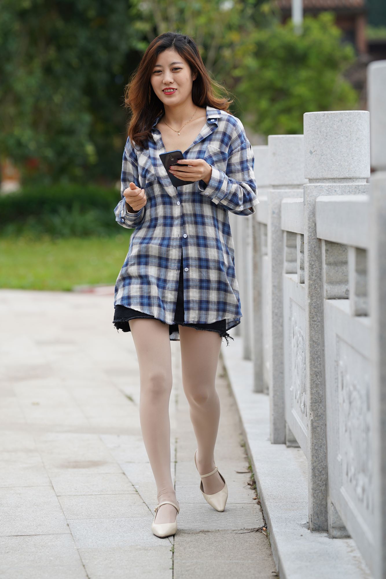 图片[4]-精选精选街拍作品 NO.1664 小S街拍作品 – 牛仔裙肉丝高跟[200P]-草丛看图