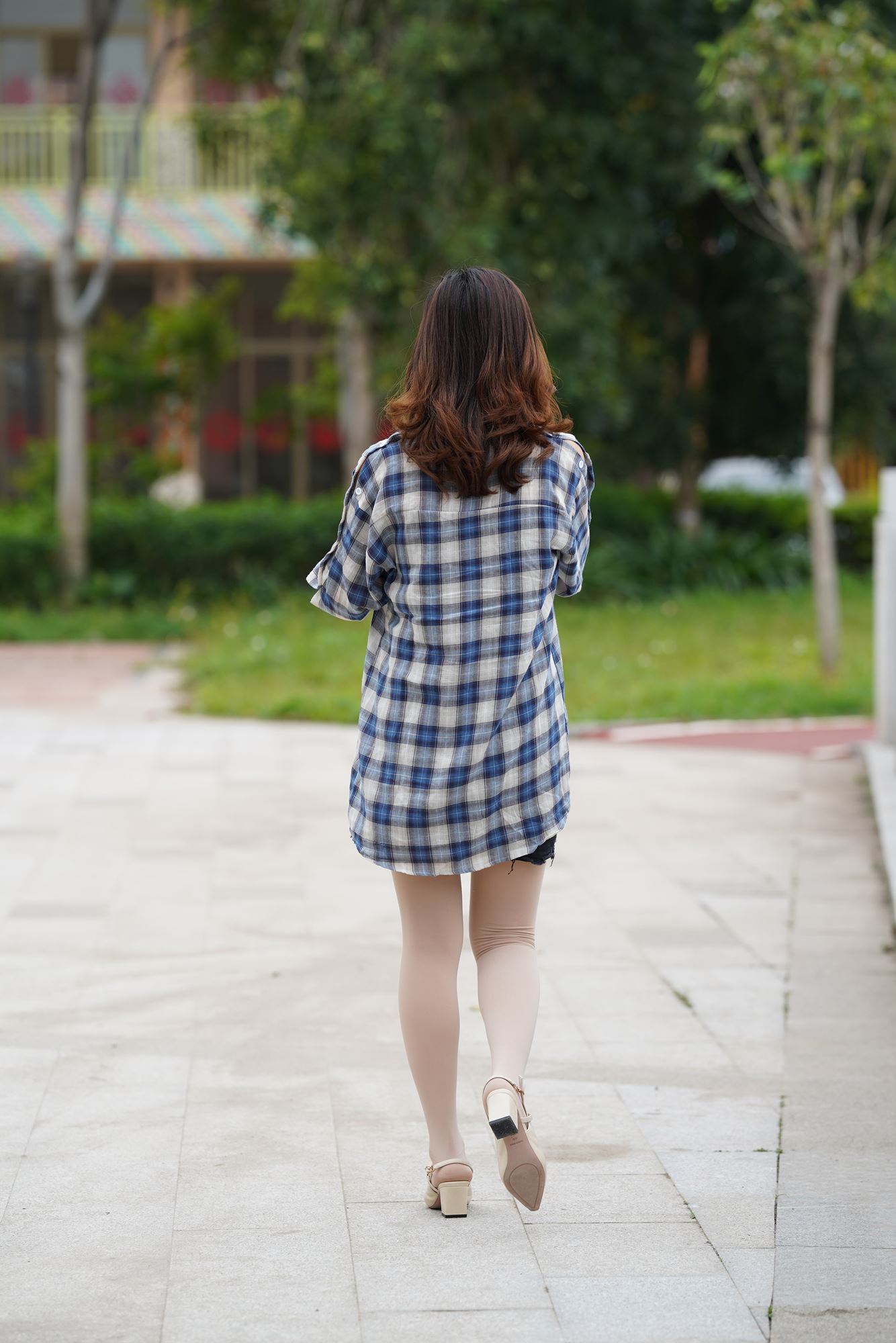 图片[7]-精选精选街拍作品 NO.1664 小S街拍作品 – 牛仔裙肉丝高跟[200P]-草丛看图