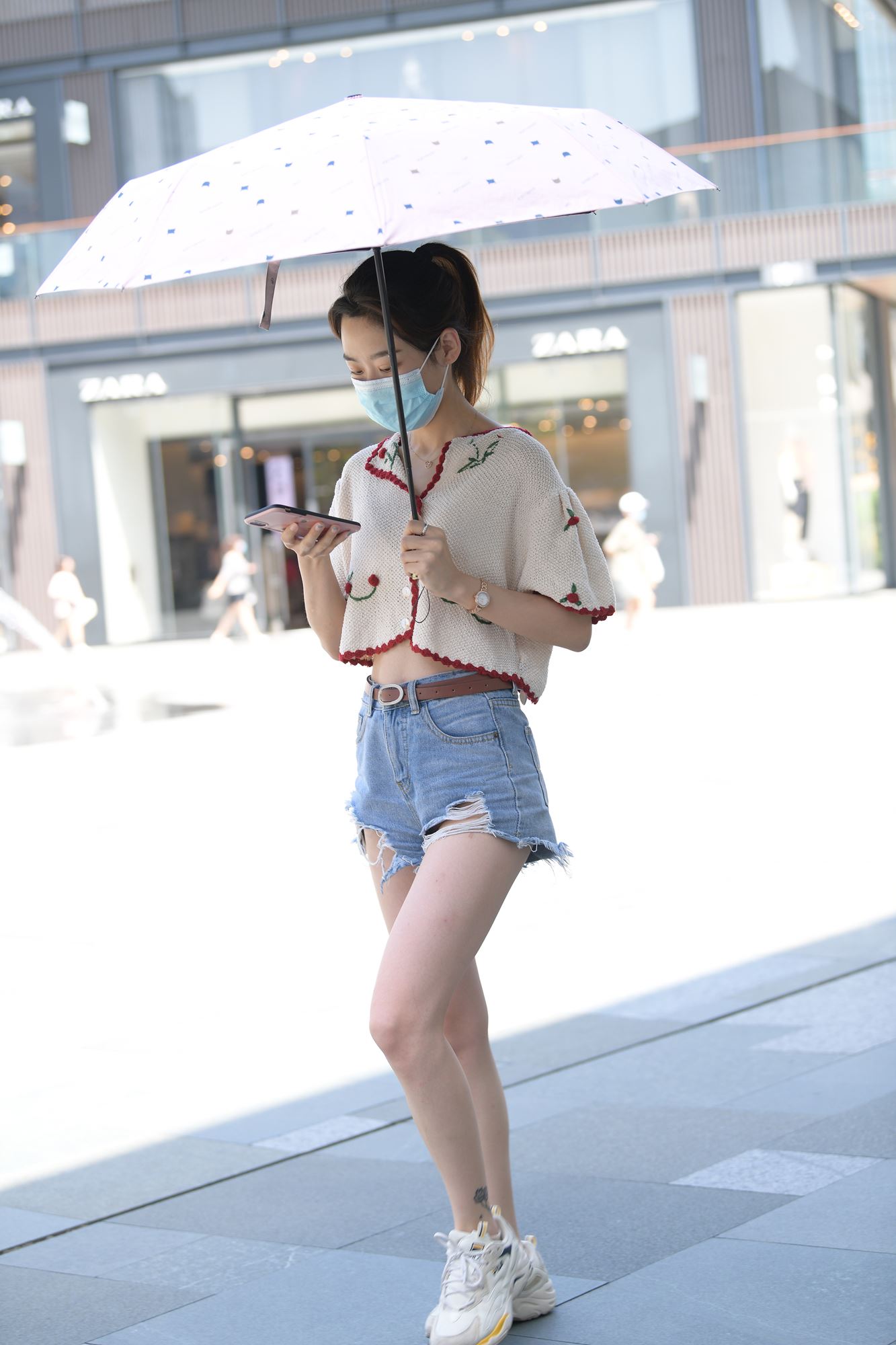 图片[7]-精选精选街拍作品 1641 摄神街拍作品 – 夏日热裤美眉[76P]-草丛看图