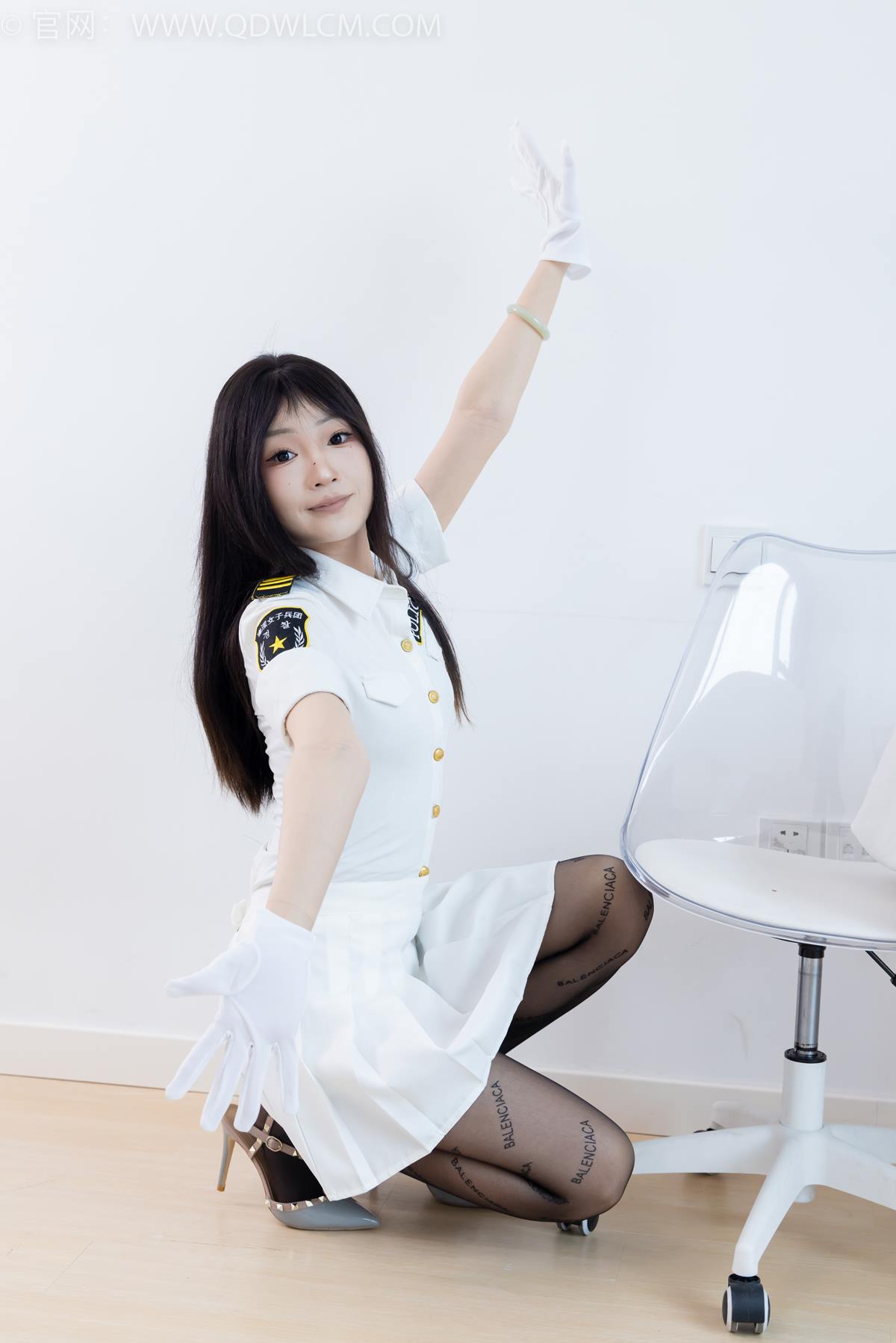 图片[2]-精选勿恋传媒 NO.2372 嘟嘟-高跟鞋、手套、薄黑丝脚尖加固款、薄肉丝脚尖加固款[134P]-草丛看图