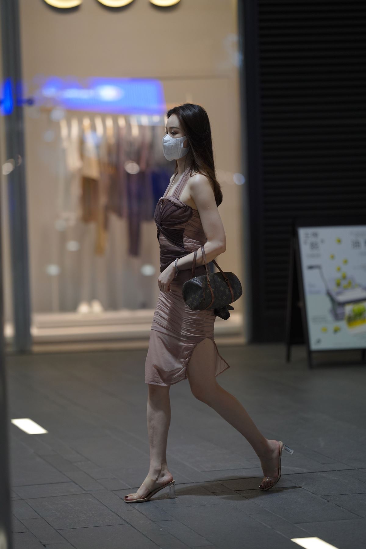 图片[5]-精选精选街拍作品 NO.1608 连体裙美女[68P]-草丛看图