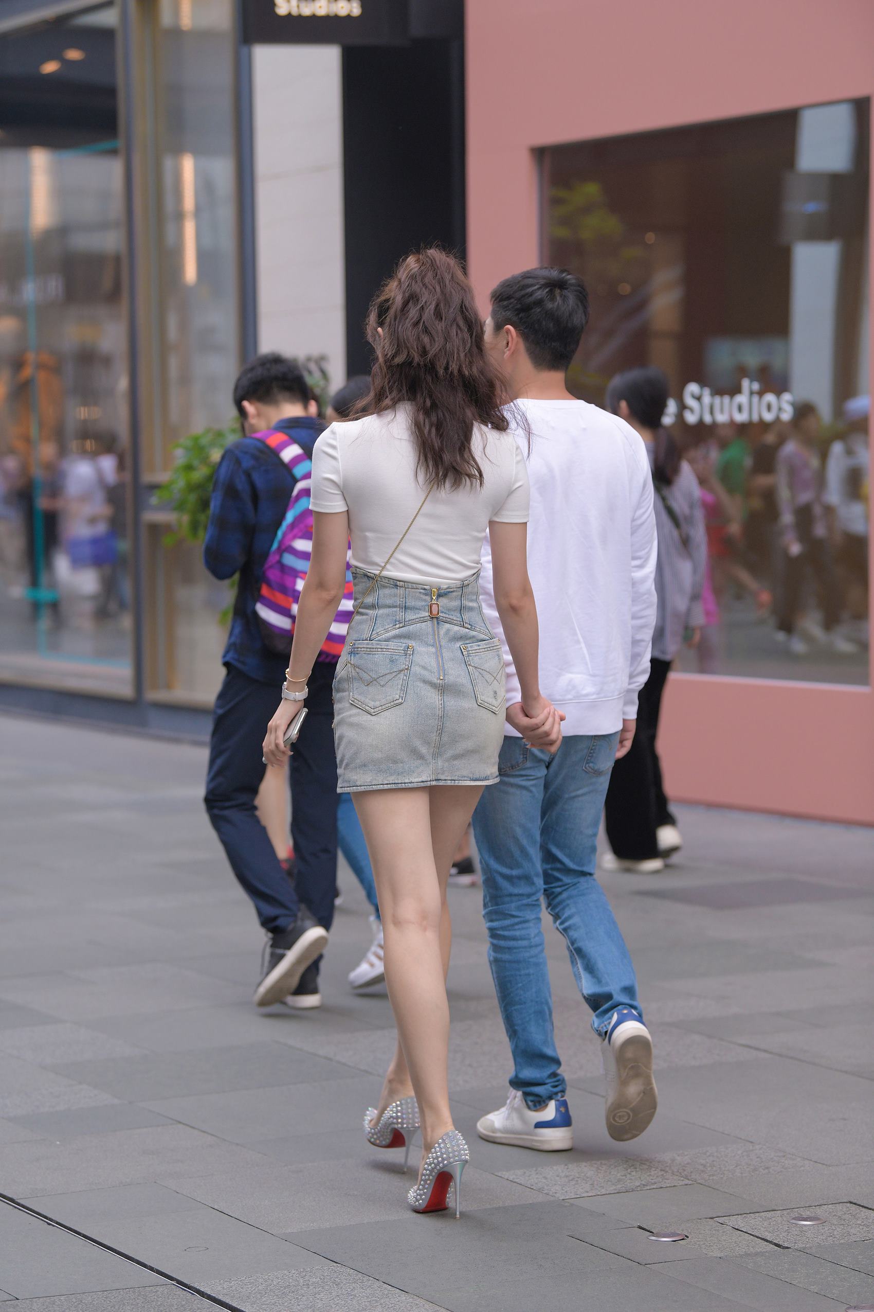 图片[7]-精选精选街拍作品 NO.1703 摄神街拍作品 – 柳丁高跟，白皙美腿女友[52P]-草丛看图