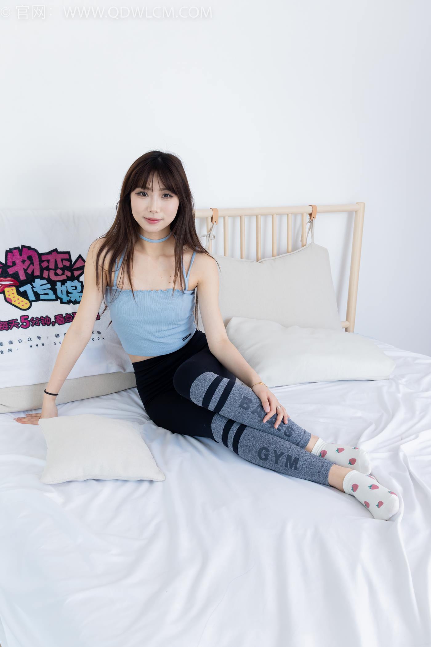 图片[7]-精选勿恋传媒 NO.2283 泡泡-高跟长靴、卡通白棉袜、裸足[148P]-草丛看图