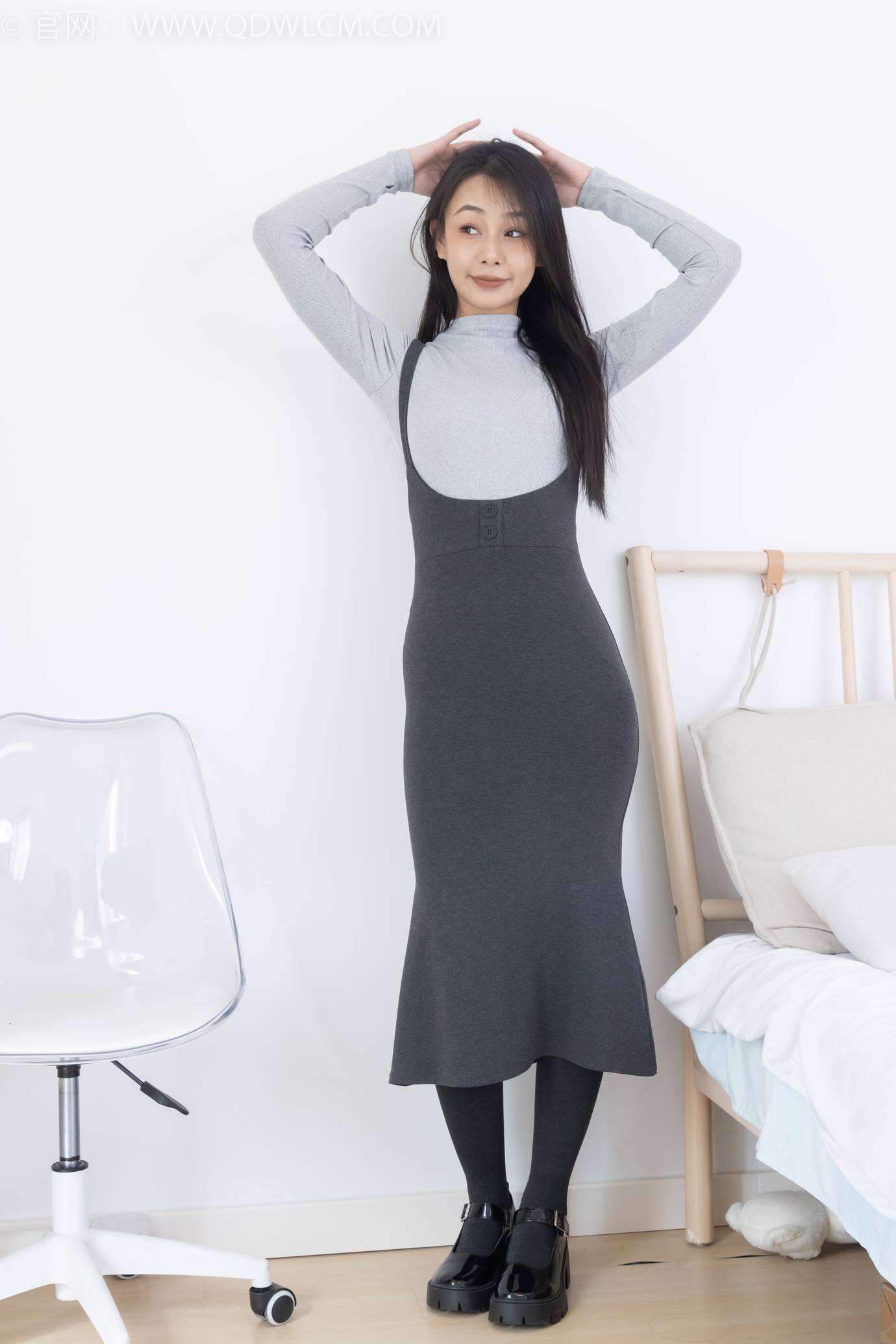 图片[5]-精选勿恋传媒 NO.2291 岚岚-皮鞋、厚灰丝[130P]-草丛看图