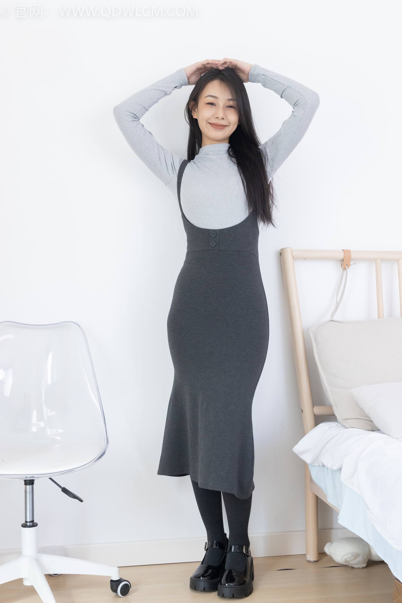 图片[6]-精选勿恋传媒 NO.2291 岚岚-皮鞋、厚灰丝[130P]-草丛看图