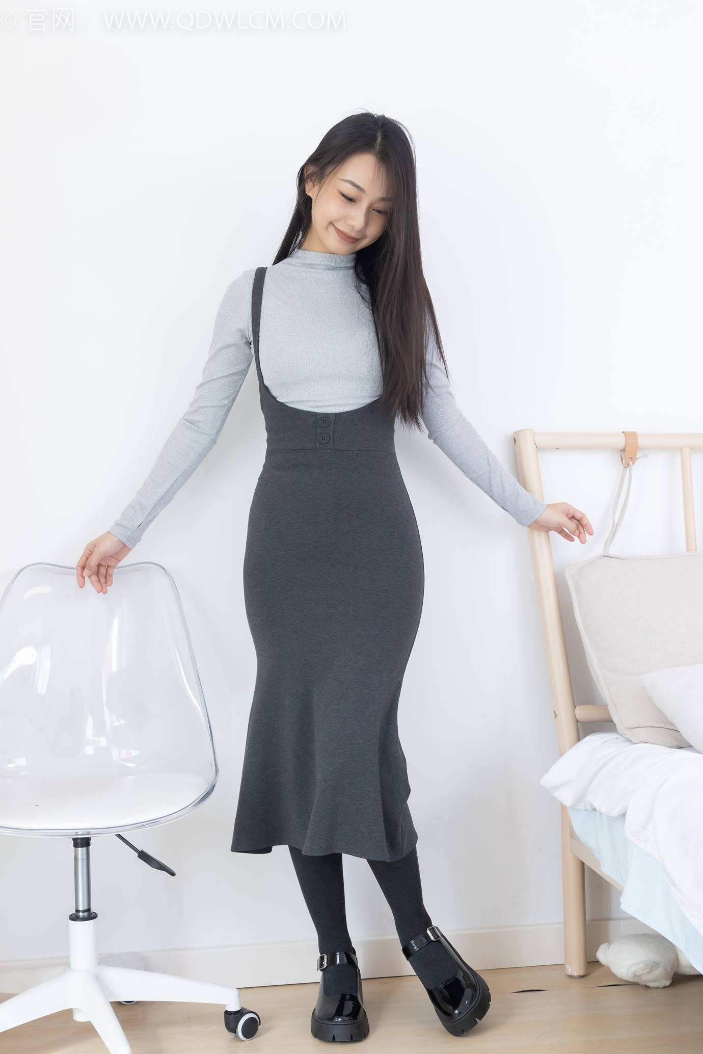 图片[8]-精选勿恋传媒 NO.2291 岚岚-皮鞋、厚灰丝[130P]-草丛看图