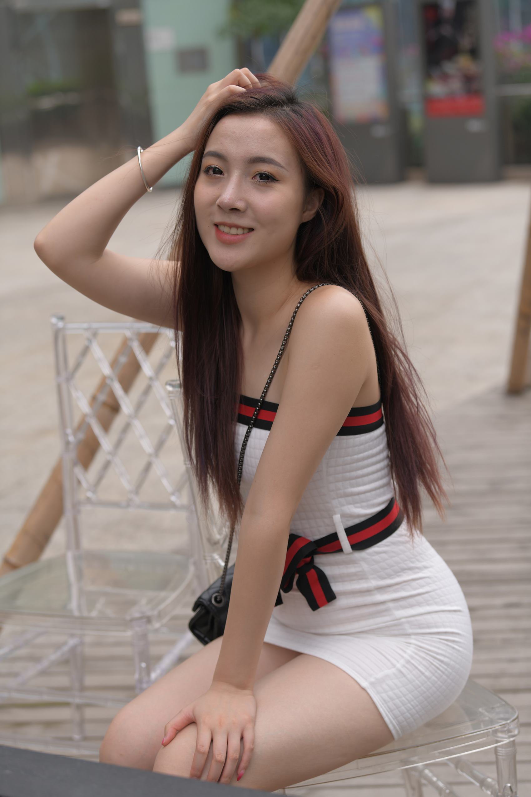 图片[1]-精选精选街拍作品 NO.1753 一始街拍作品 – 抹胸白裙[108P]-草丛看图