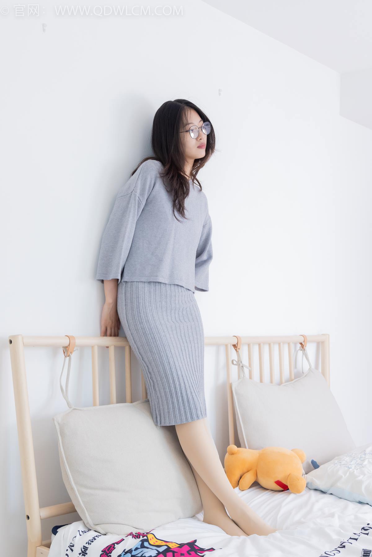 图片[8]-精选勿恋传媒 NO.2360 小优-平底鞋、厚肉丝[127P]-草丛看图