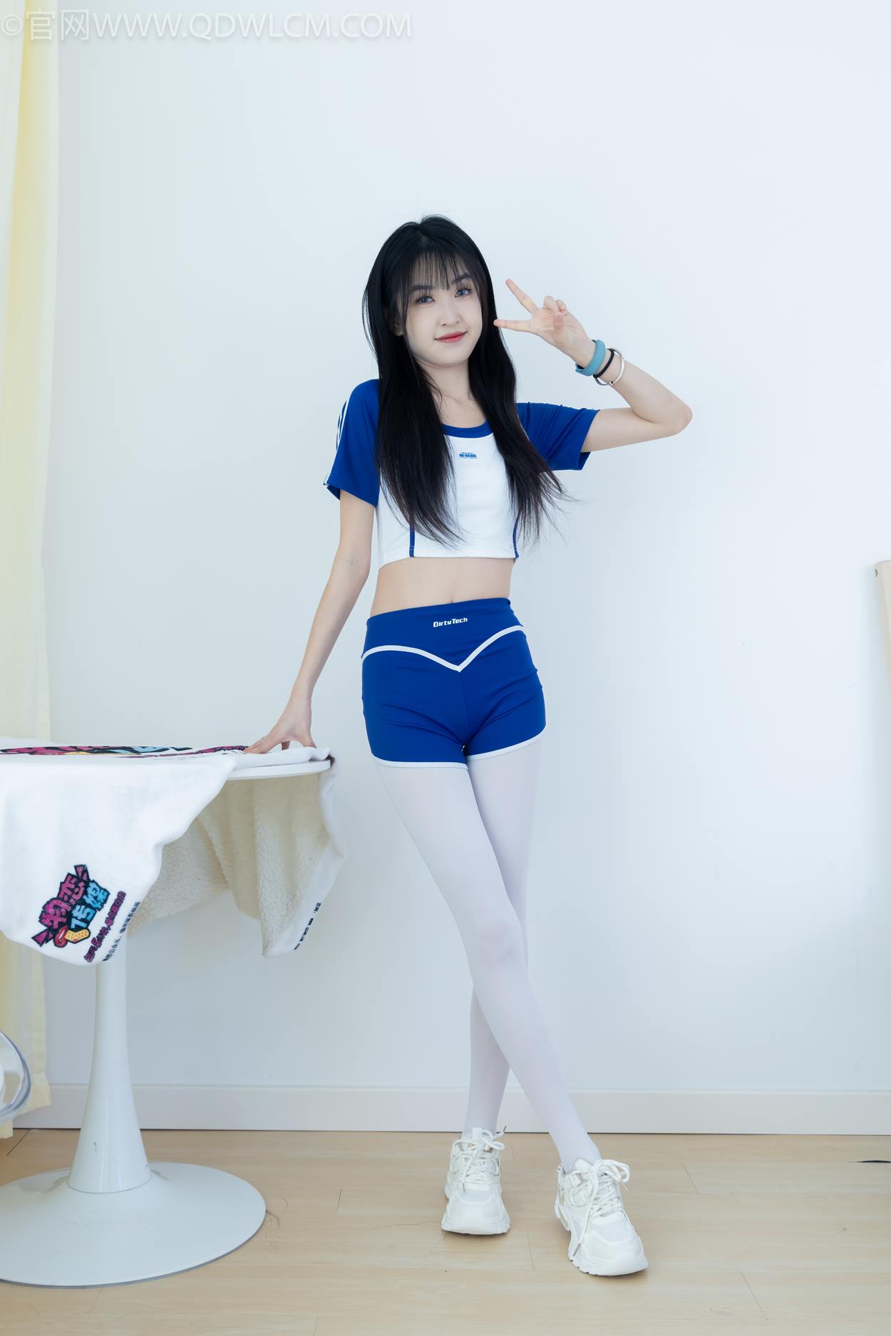 图片[5]-精选勿恋传媒 NO.2334 嘉木-运动鞋、厚白丝、裸足、裸足[190P]-草丛看图