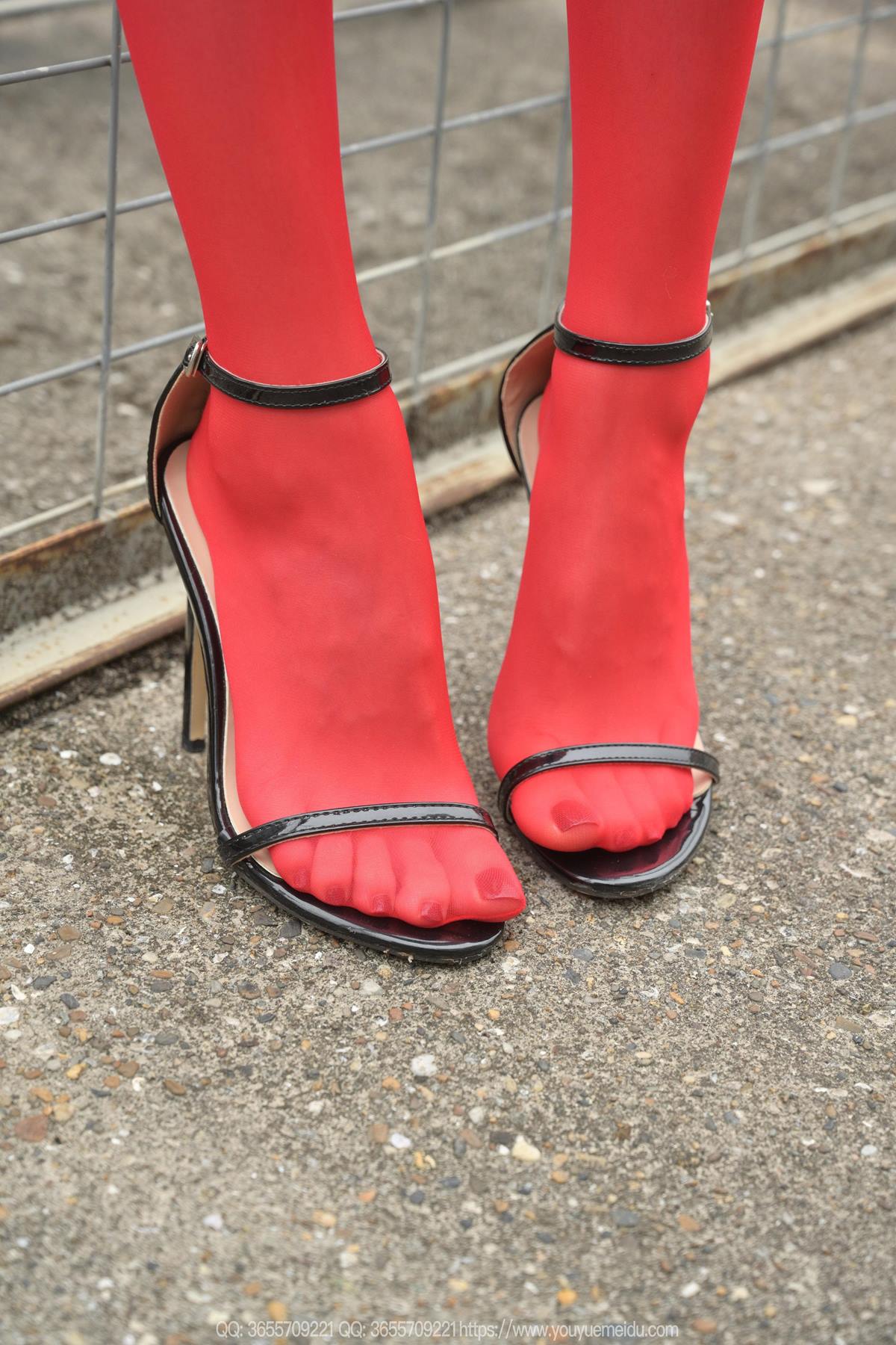 图片[4]-精选[IESS异思趣向] 2025.05.26 丝享家2063：团团《烈焰红唇》[76P]-草丛看图