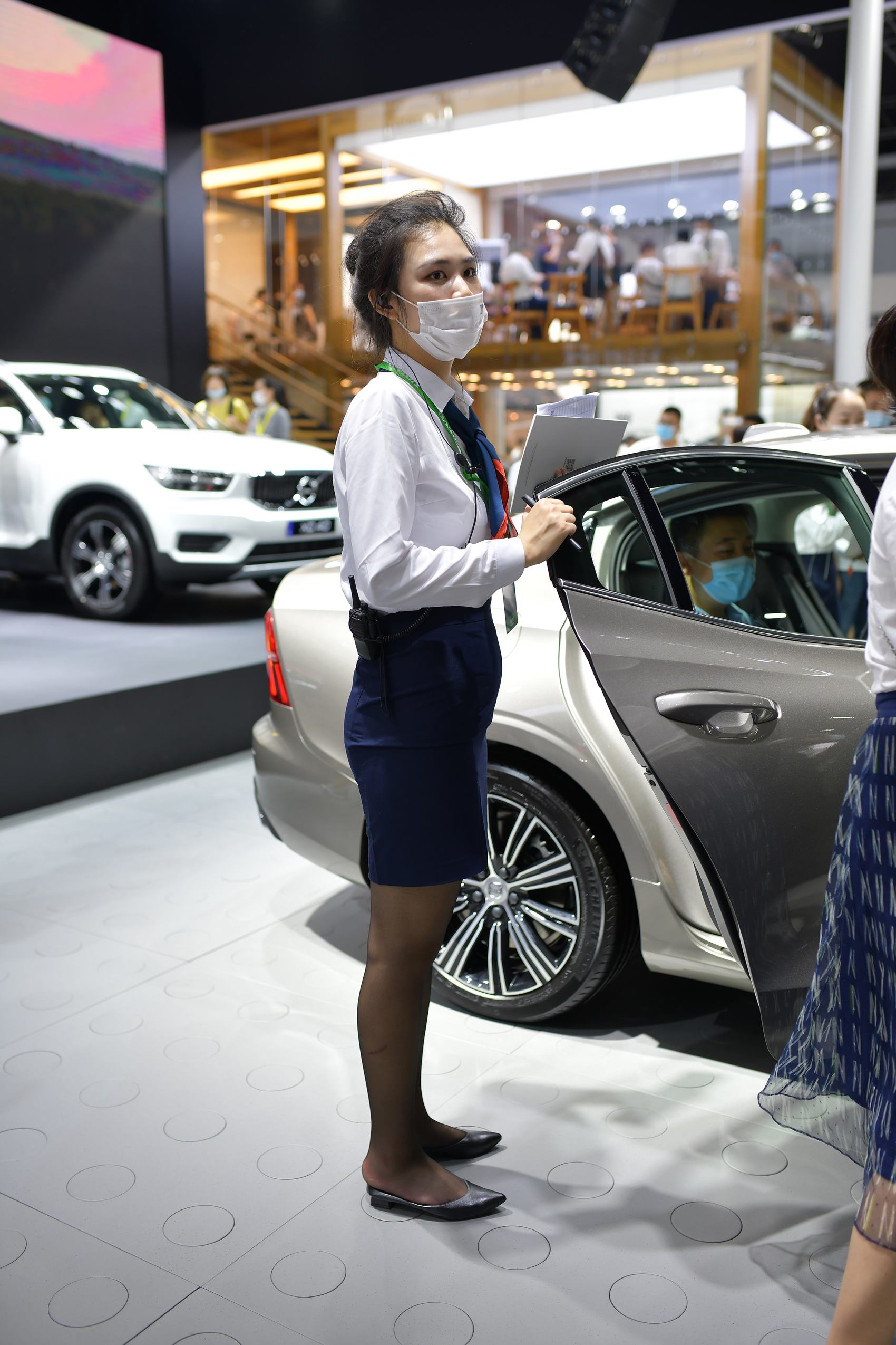 图片[4]-精选精选街拍作品 NO.1719 摄神街拍作品 – 2020.7.25成都国际车展[156P]-草丛看图