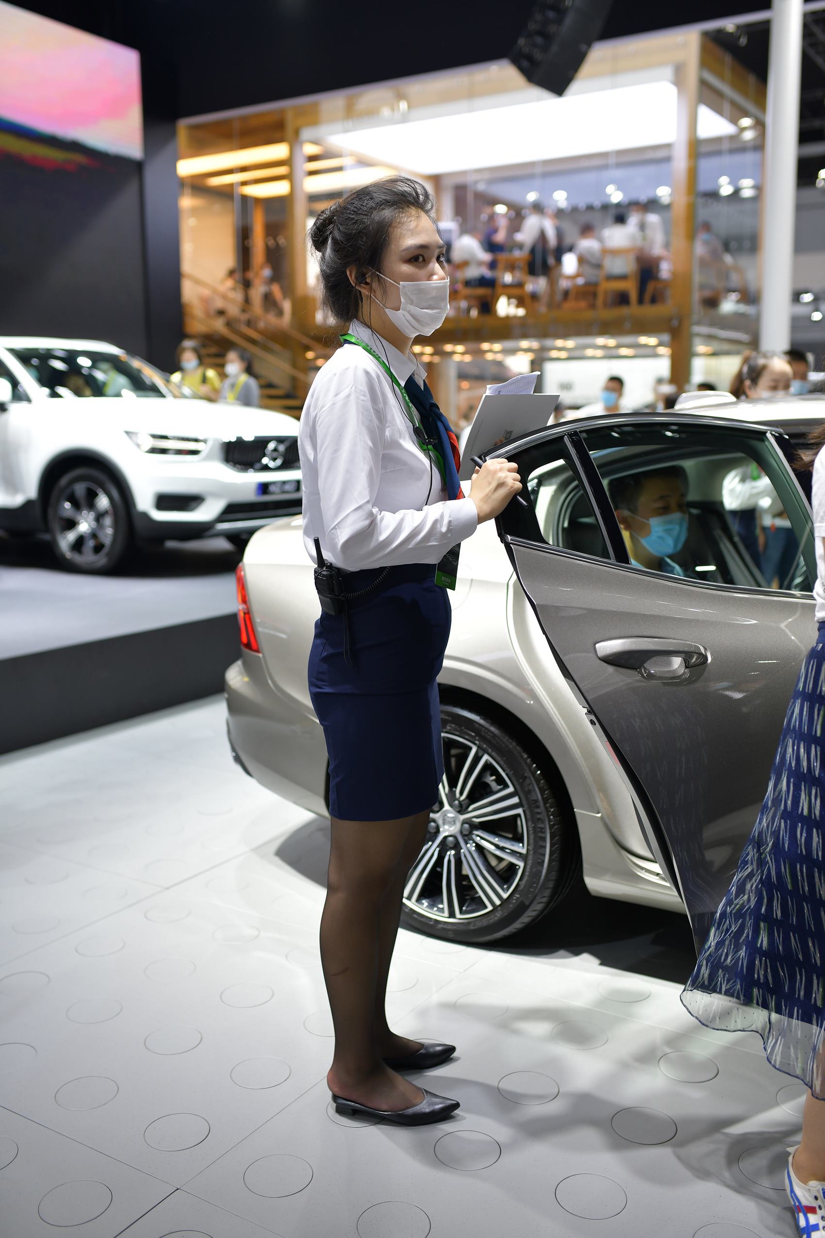 图片[5]-精选精选街拍作品 NO.1719 摄神街拍作品 – 2020.7.25成都国际车展[156P]-草丛看图