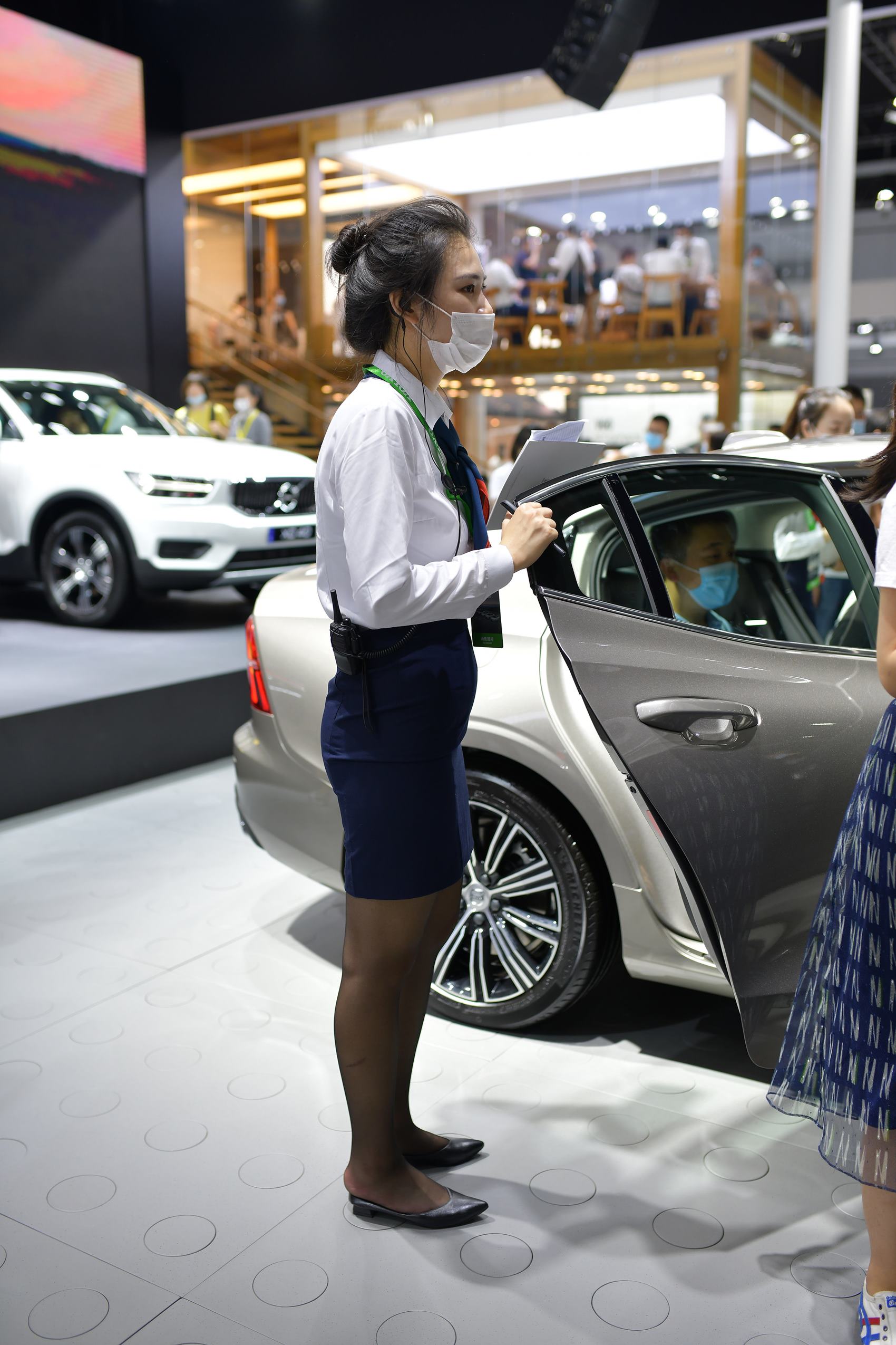 图片[6]-精选精选街拍作品 NO.1719 摄神街拍作品 – 2020.7.25成都国际车展[156P]-草丛看图